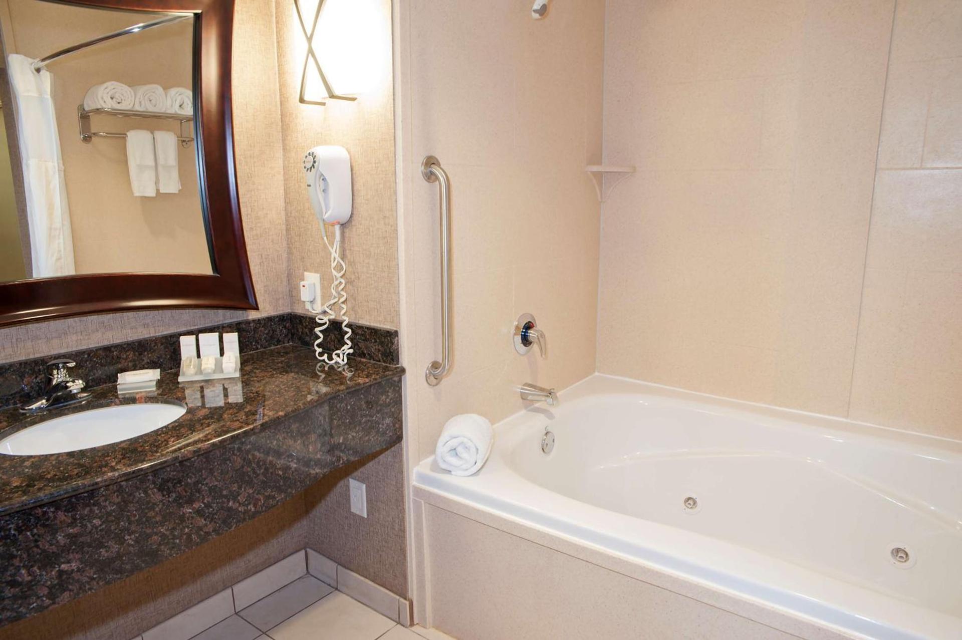 Hilton Garden Inn Columbus Edinburgh photo 19