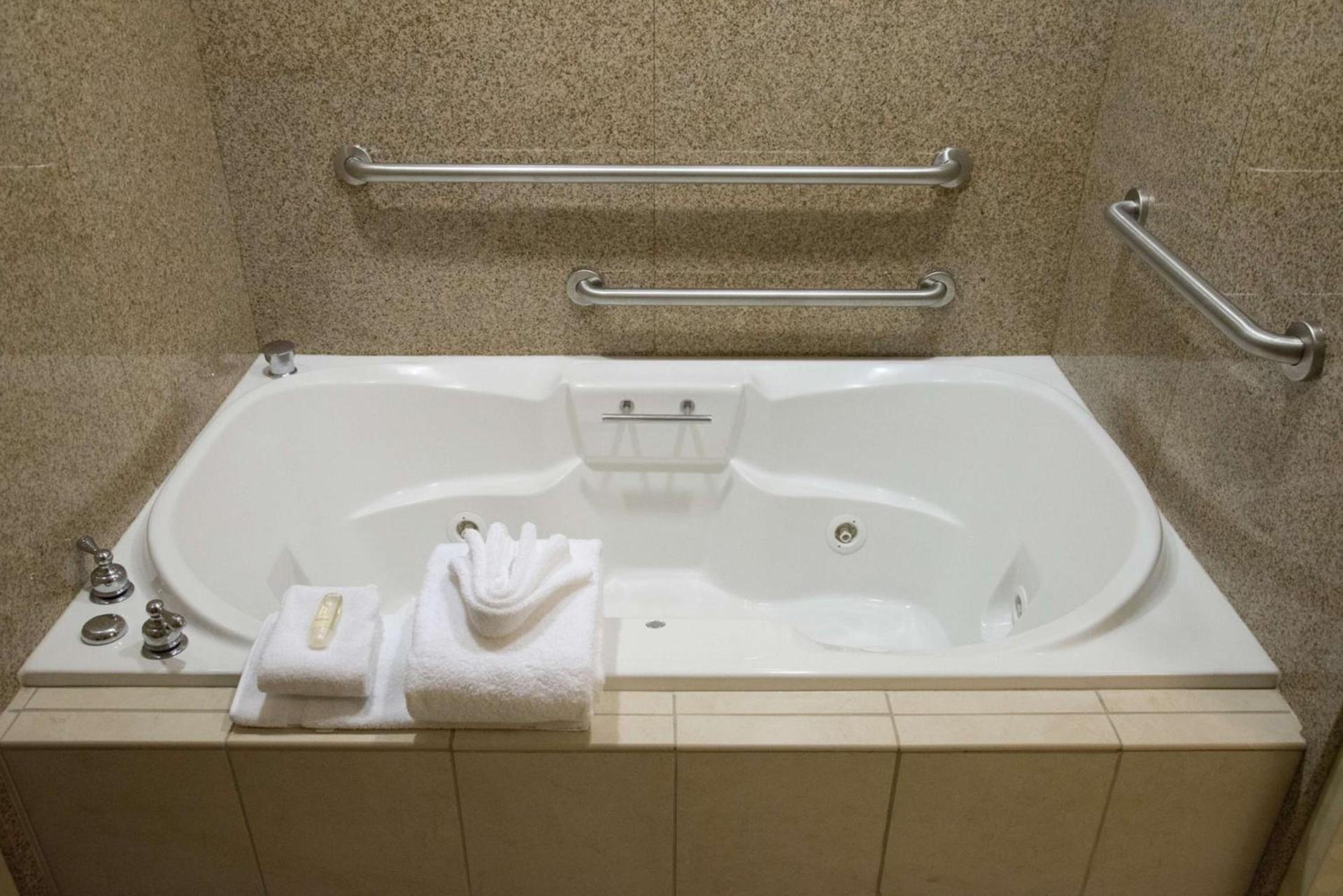 Hilton Garden Inn Laramie photo 35