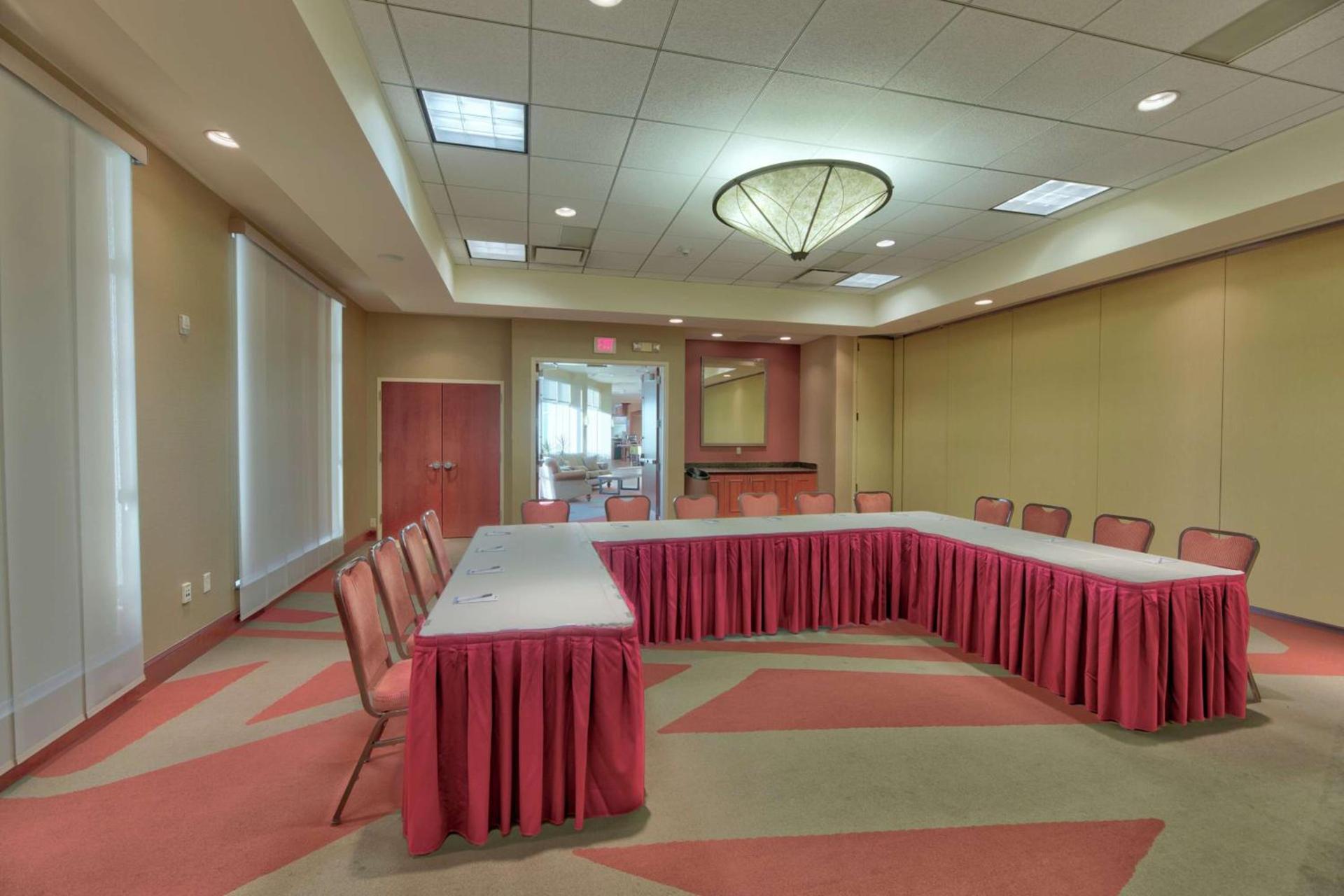 Hilton Garden Inn Laramie photo 41