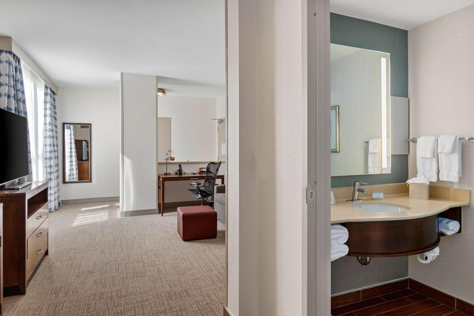 Hilton Garden Inn New Orleans French Quarter/CBD photo 20