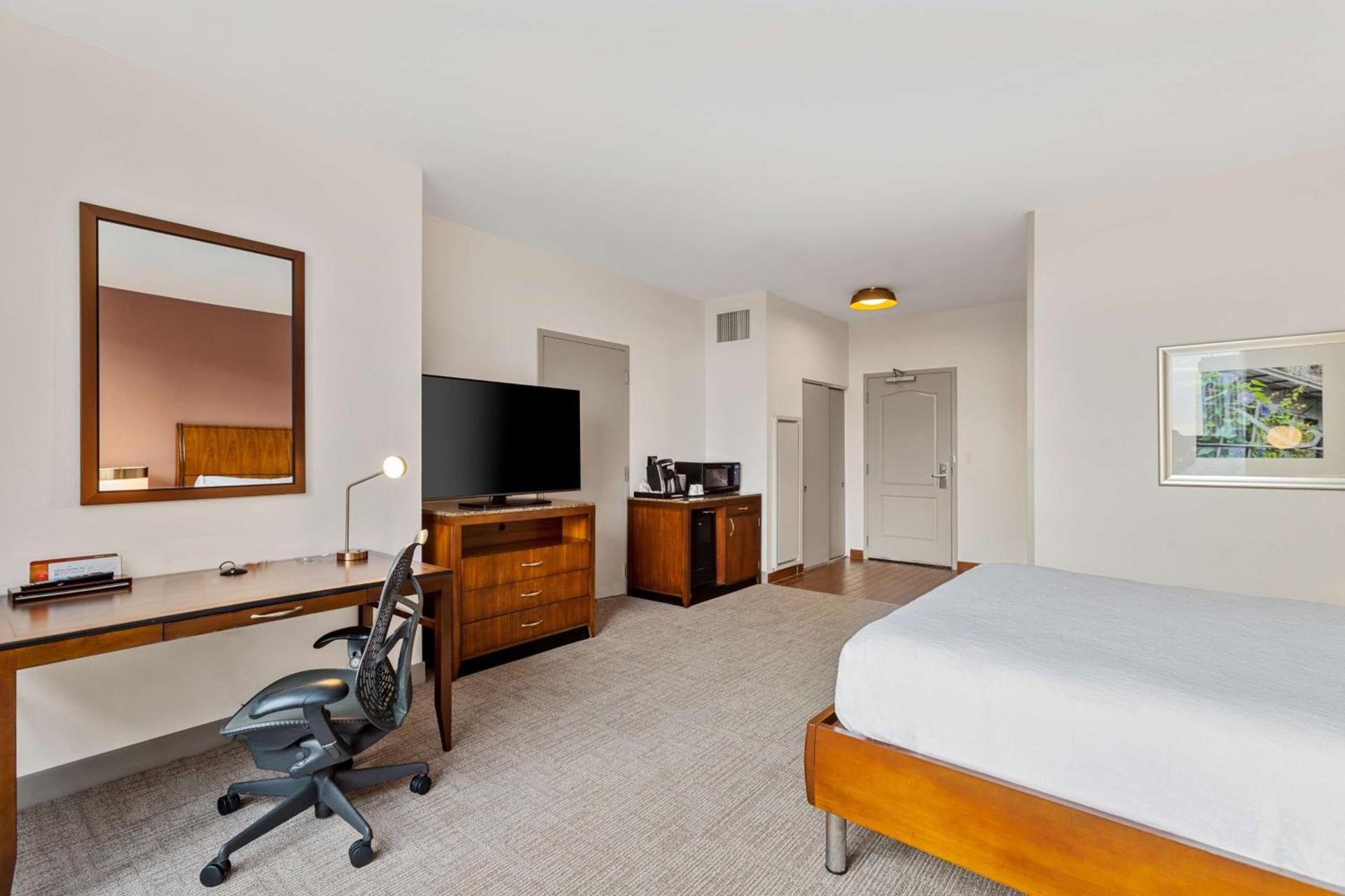 Hilton Garden Inn New Orleans French Quarter/CBD photo 62