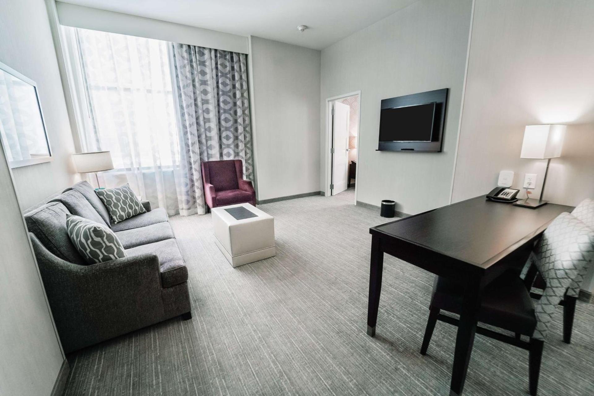 Embassy Suites Louisville Downtown photo 36