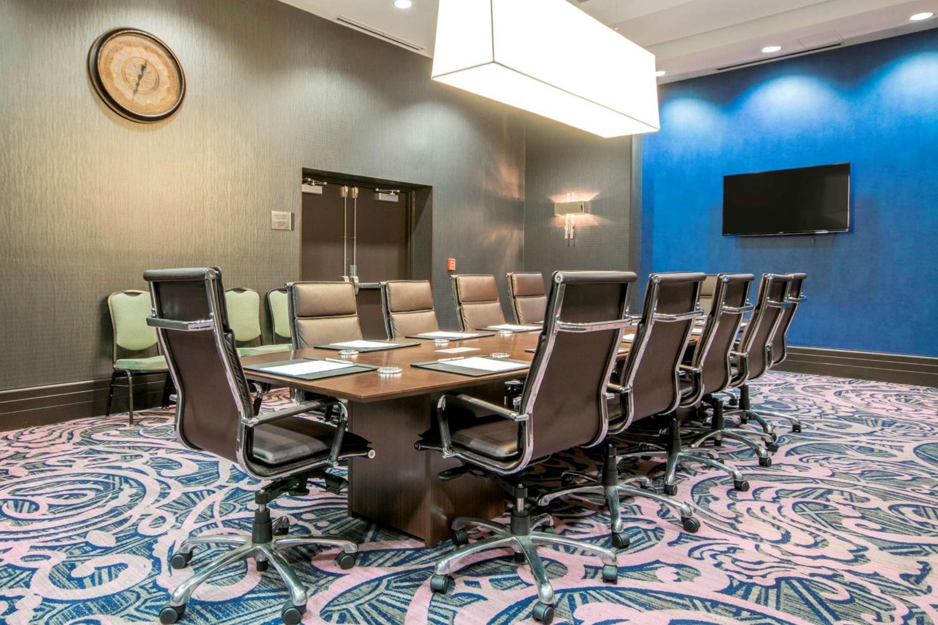 Embassy Suites Louisville Downtown photo 85