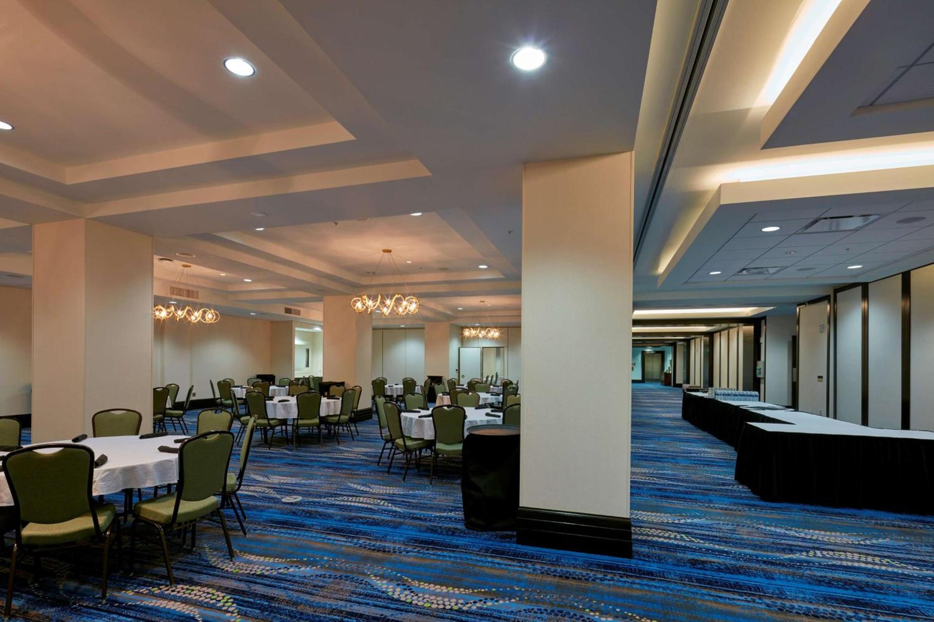 Embassy Suites Louisville Downtown photo 87