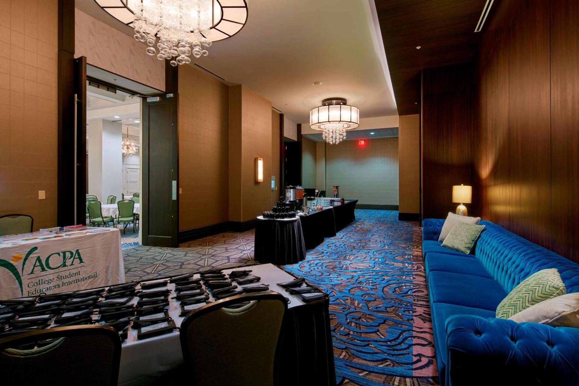 Embassy Suites Louisville Downtown photo 90