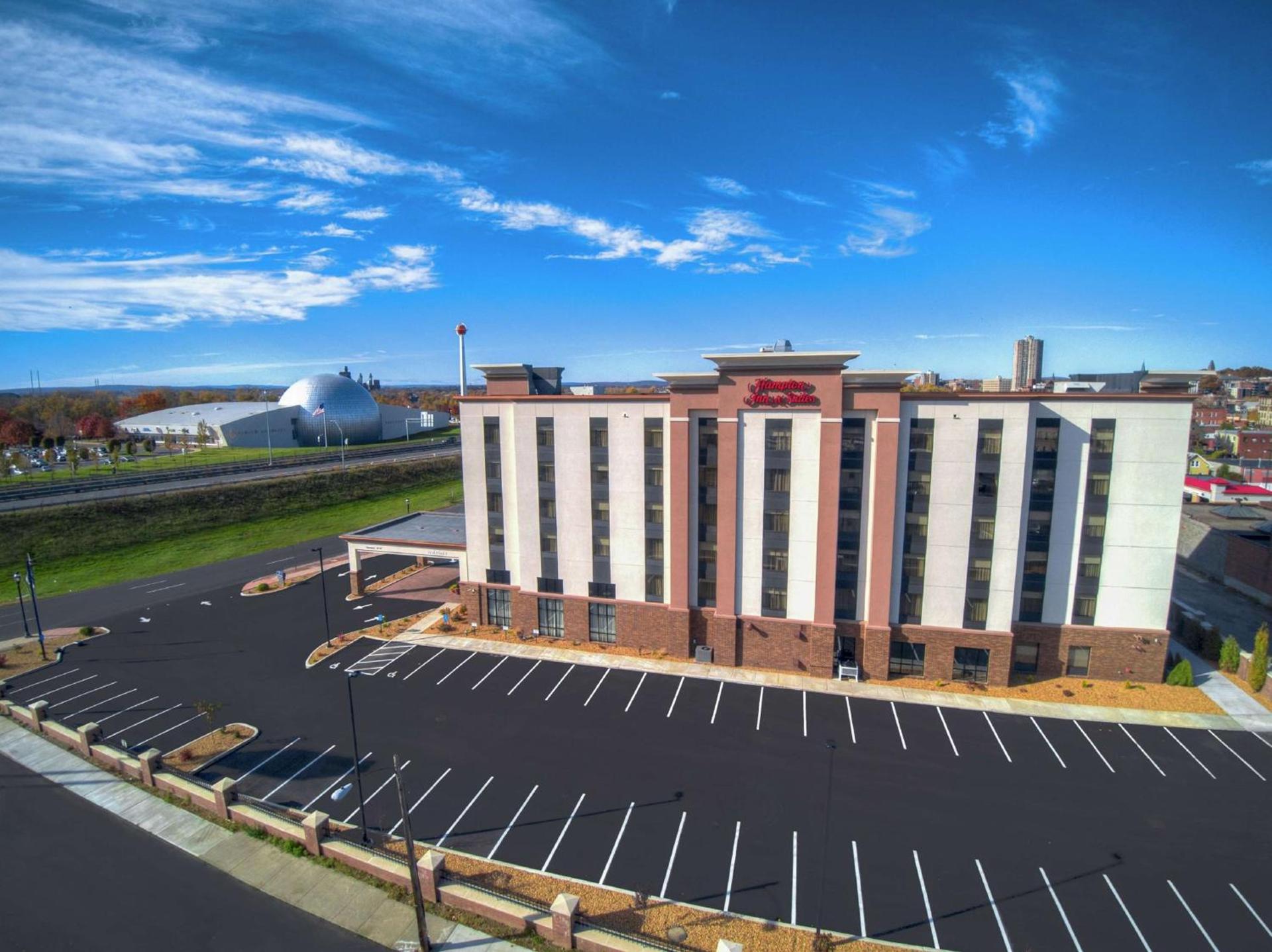 Hampton Inn & Suites Springfield Downtown photo 3