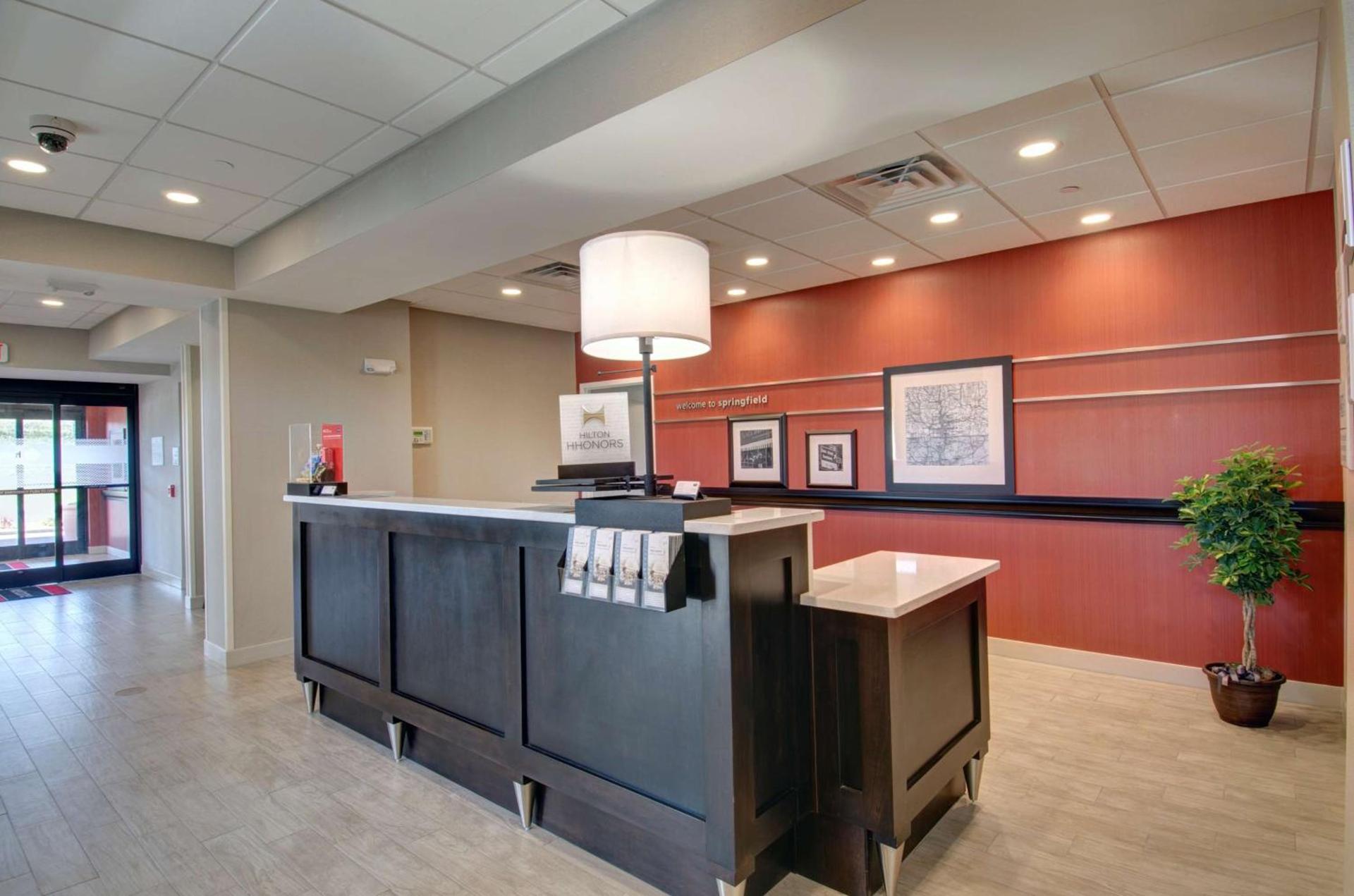 Hampton Inn & Suites Springfield Downtown photo 5
