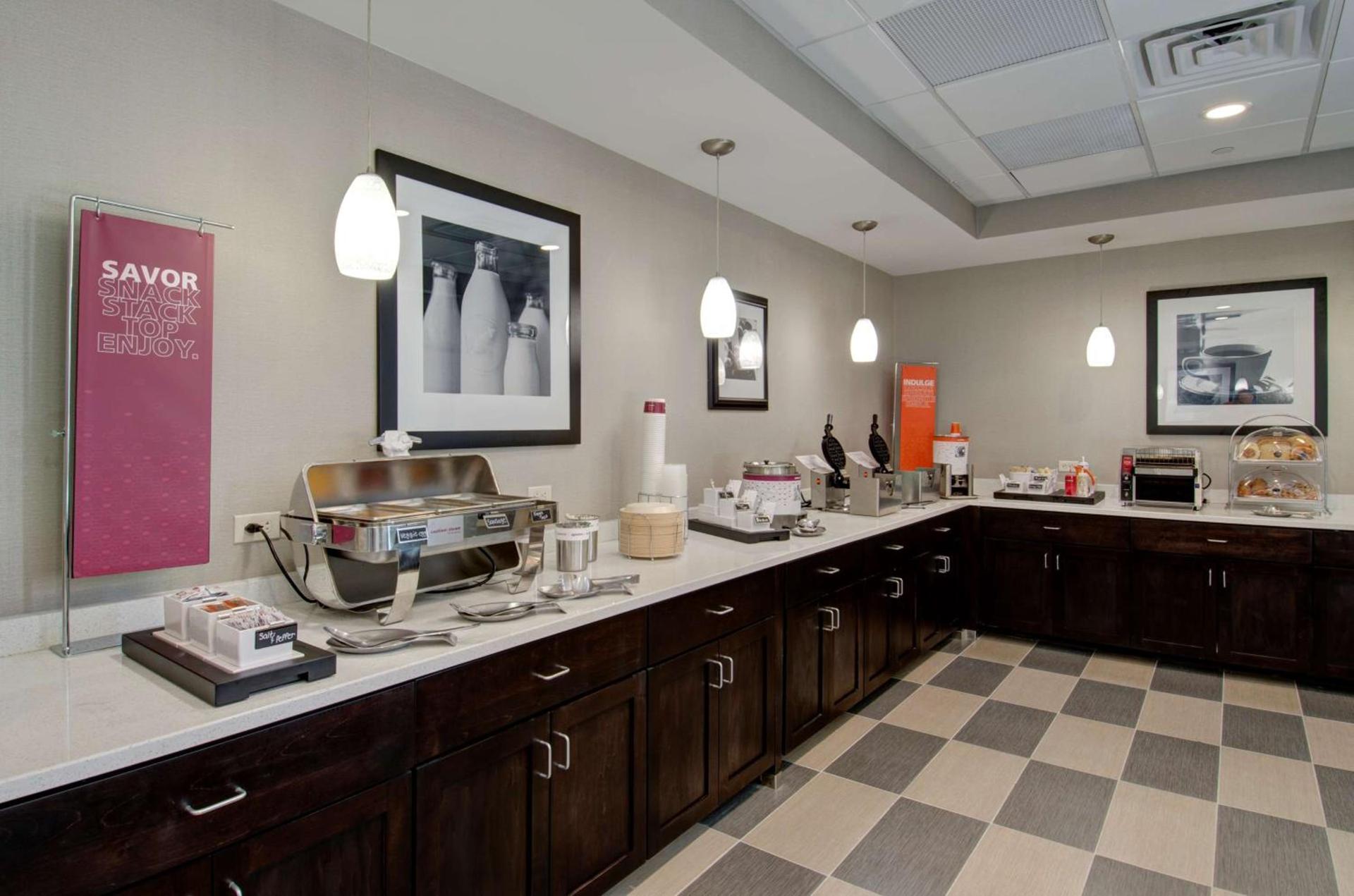 Hampton Inn & Suites Springfield Downtown photo 12