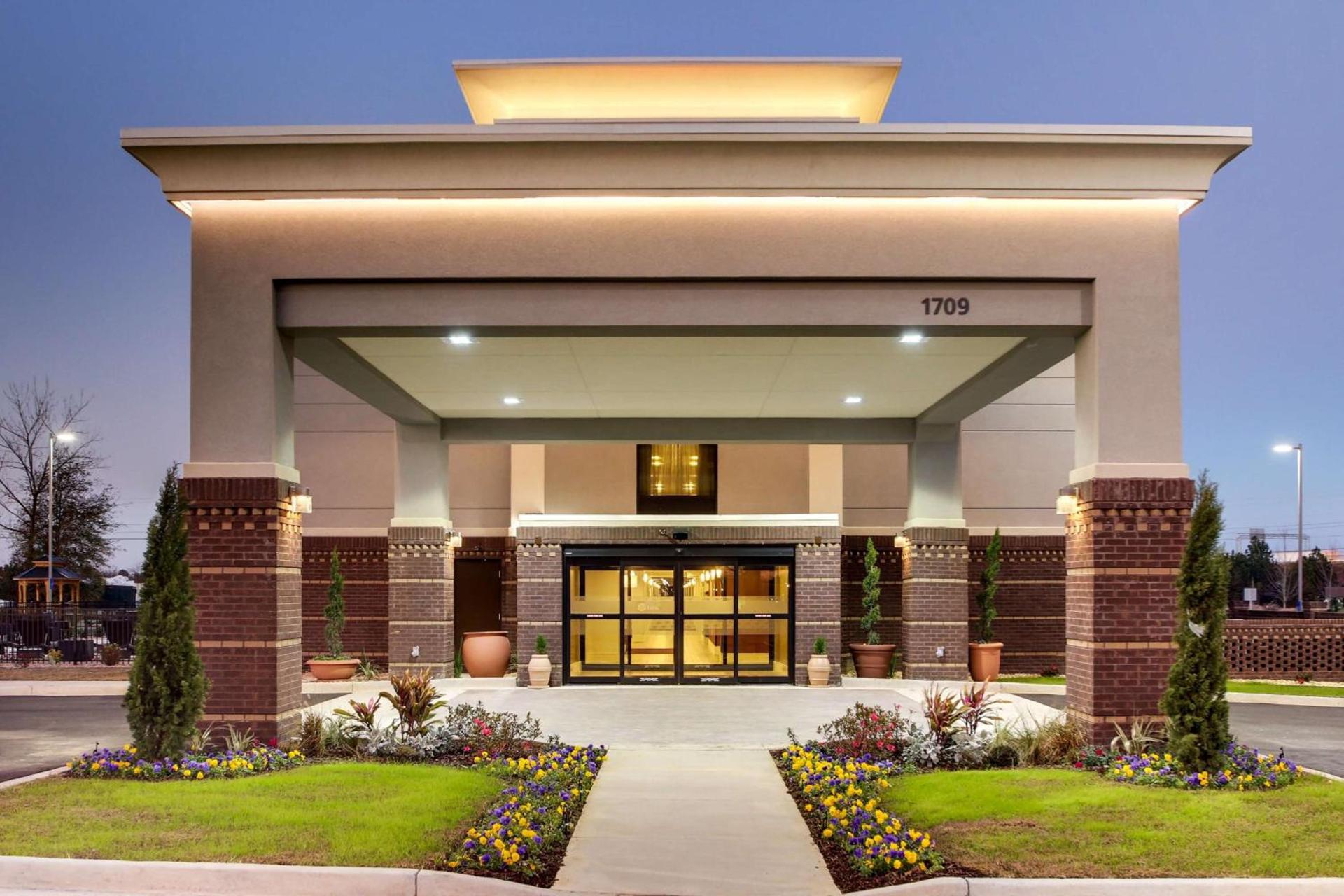 Hampton Inn & Suites Cordele photo 7