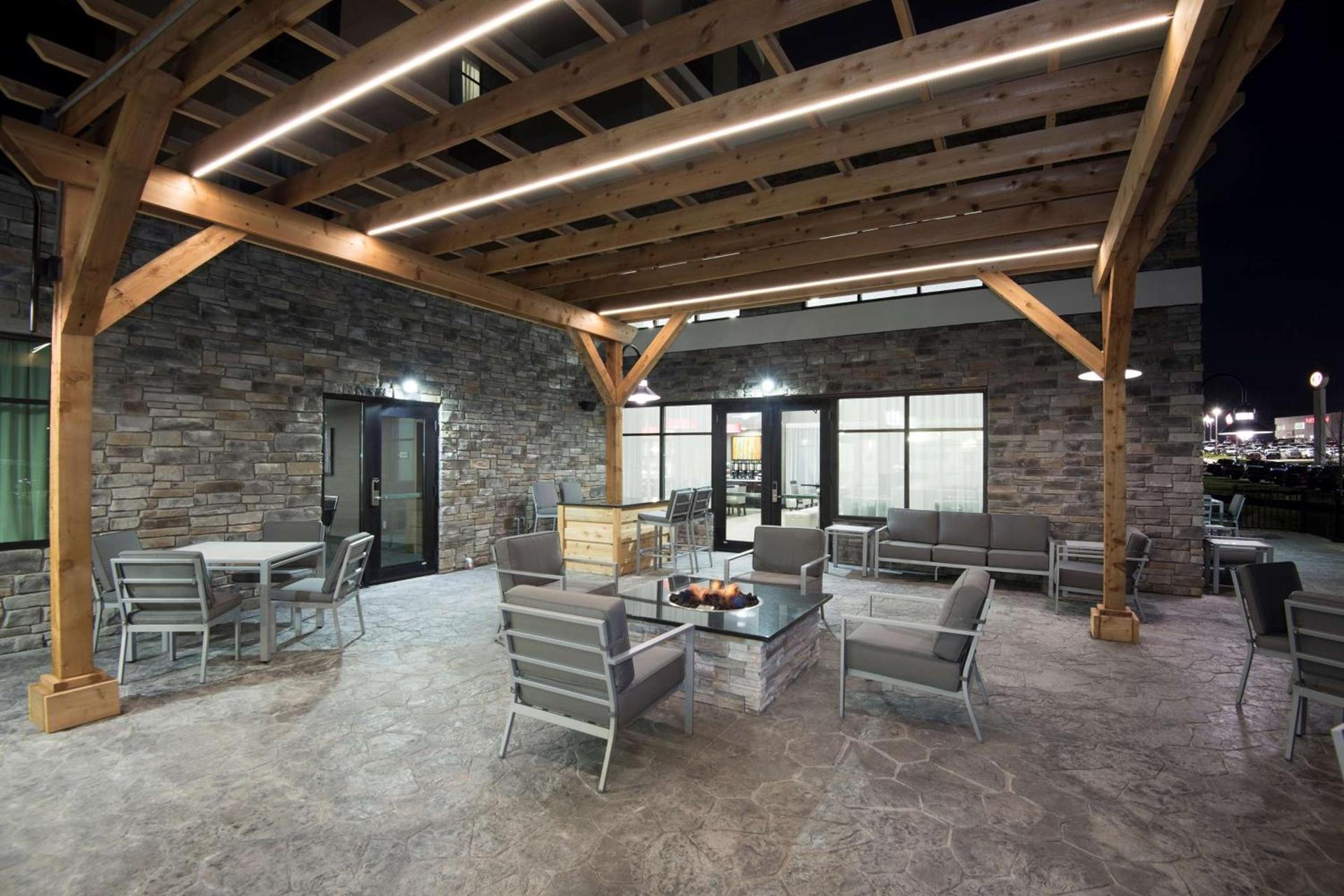 Homewood Suites by Hilton Cleveland/Sheffield photo 2