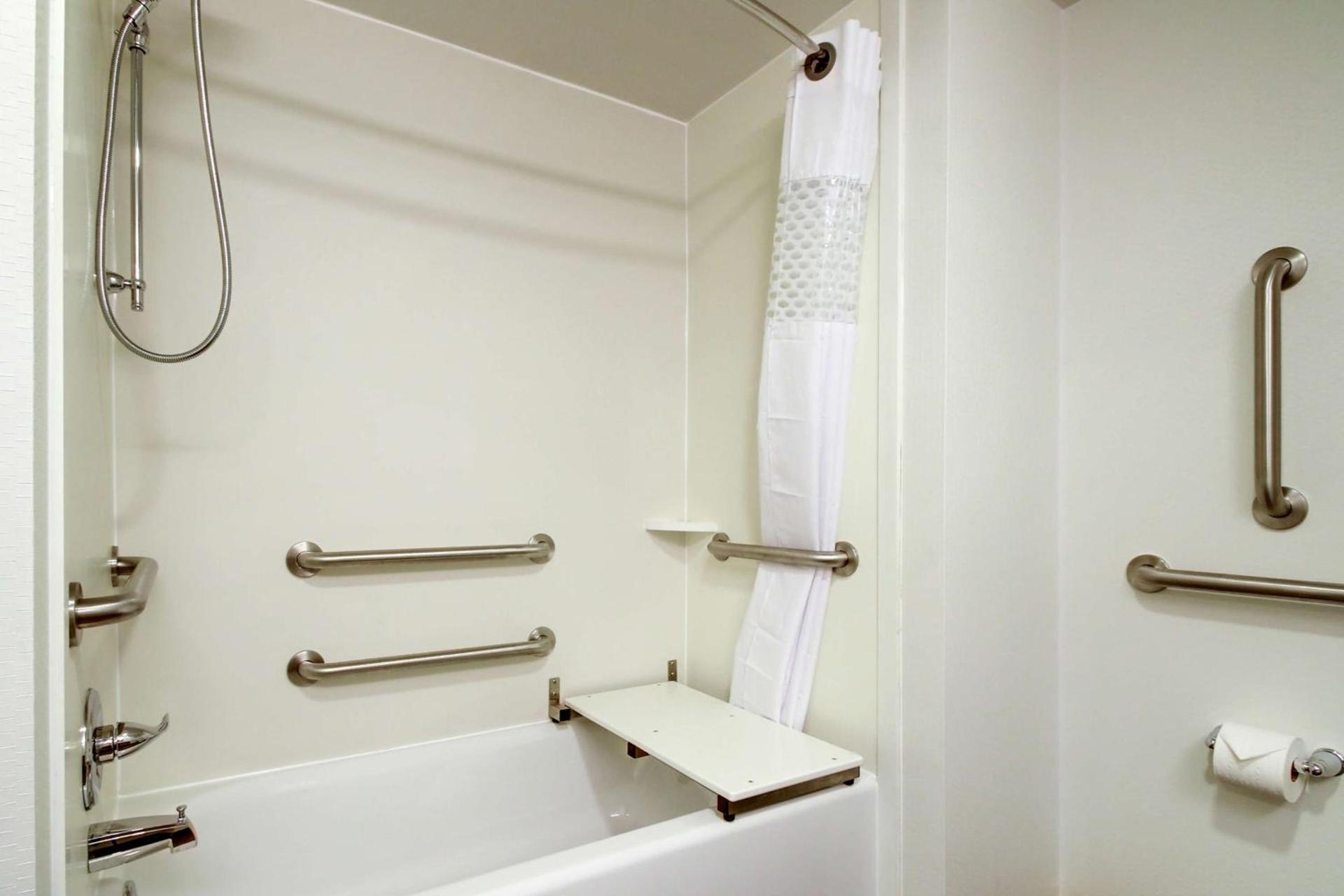 Hampton Inn & Suites Cordele photo 29