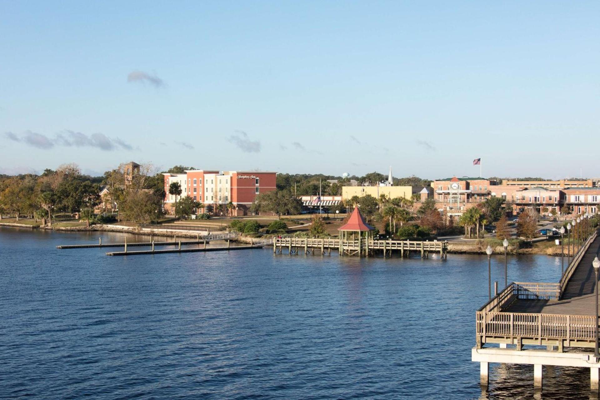 Hampton Inn - Palatka photo 3