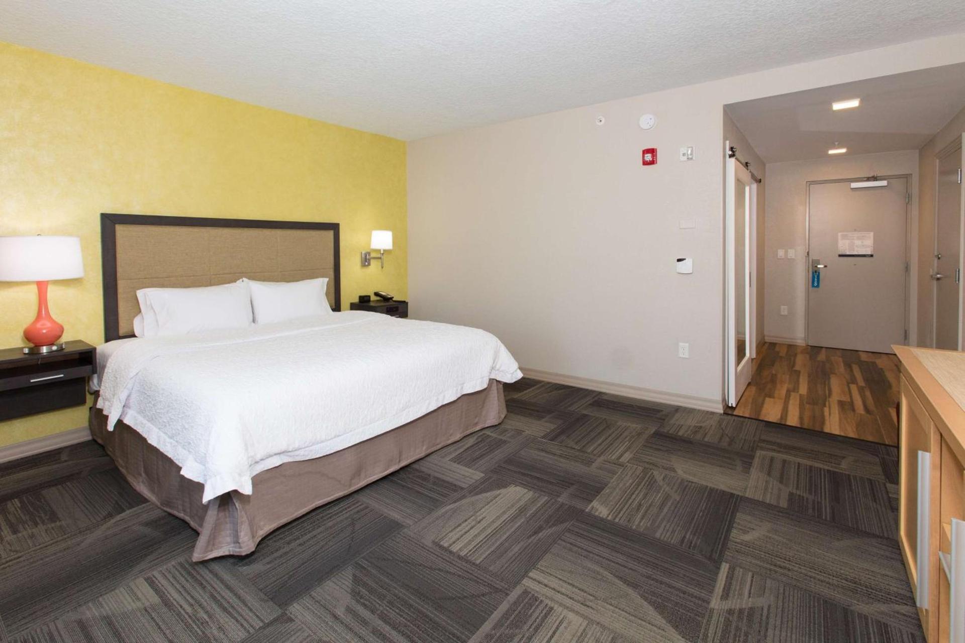 Hampton Inn - Palatka photo 22