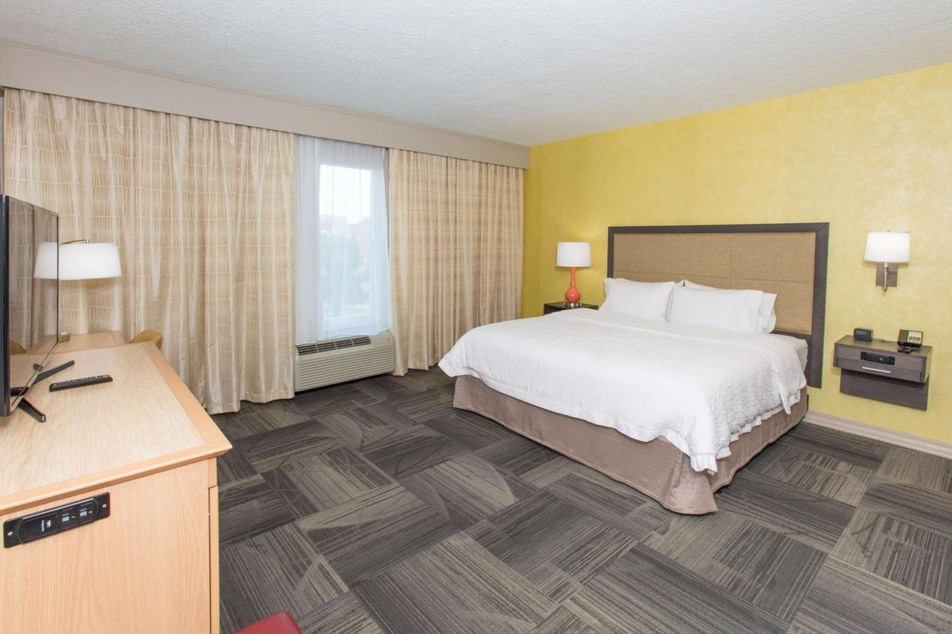 Hampton Inn - Palatka photo 23