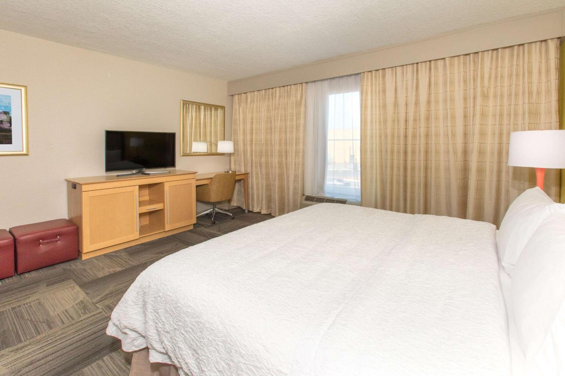 Hampton Inn - Palatka photo 26