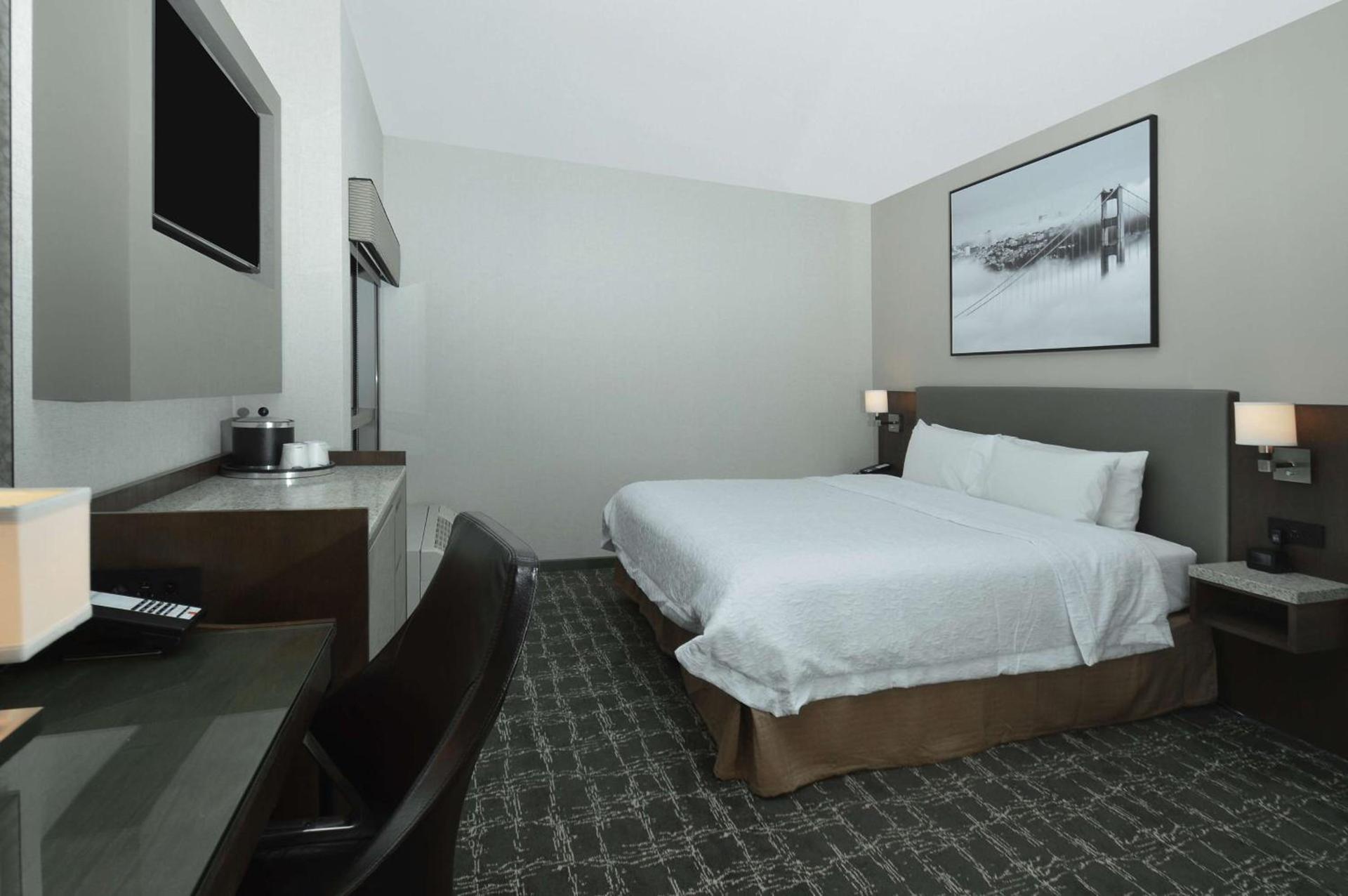 Hampton Inn - Paragould photo 21