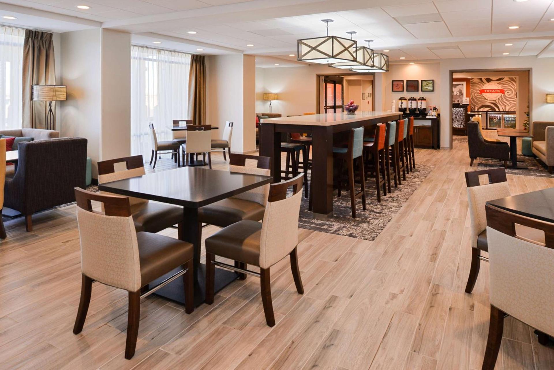 Hampton Inn El Centro photo 7