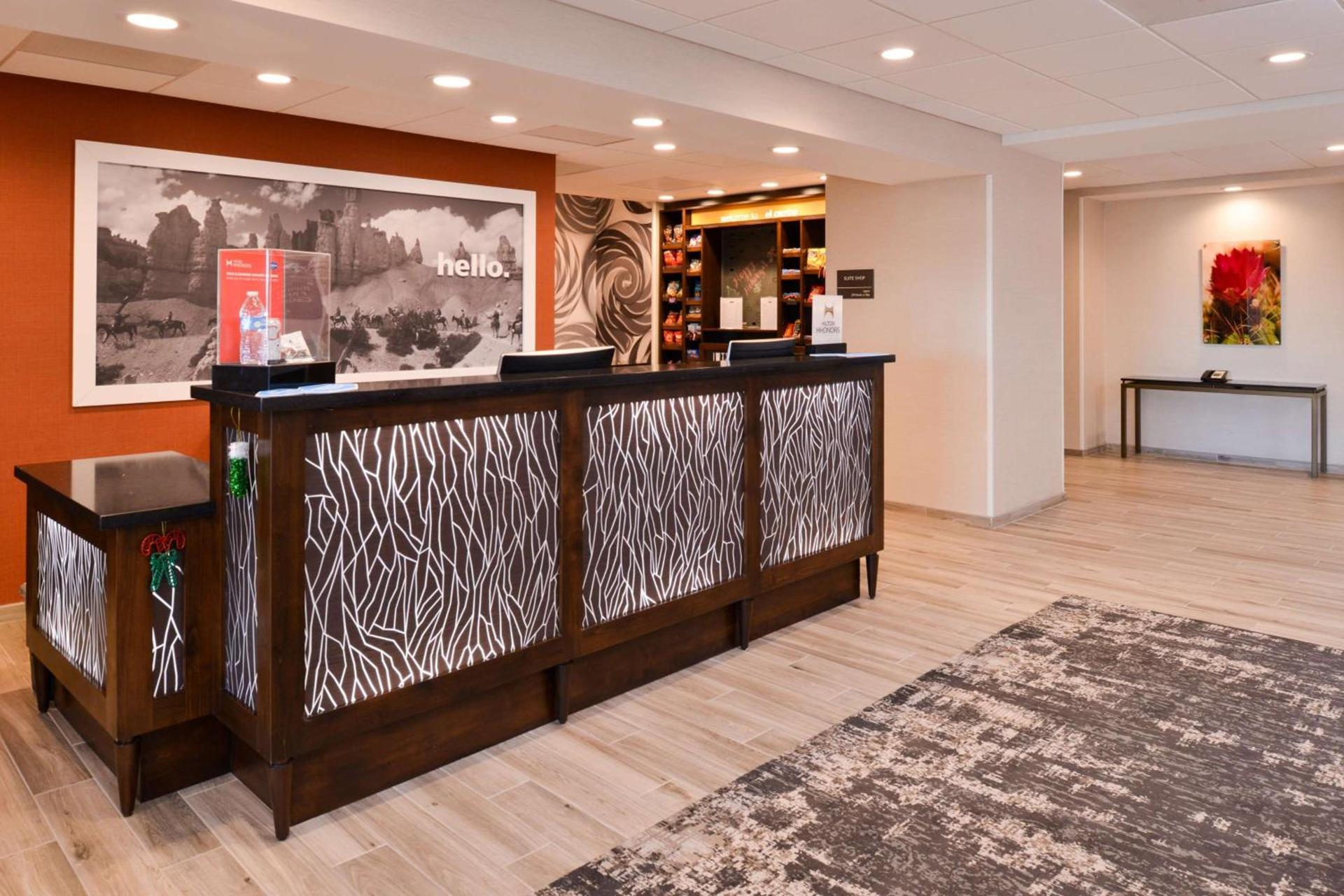 Hampton Inn El Centro photo 8