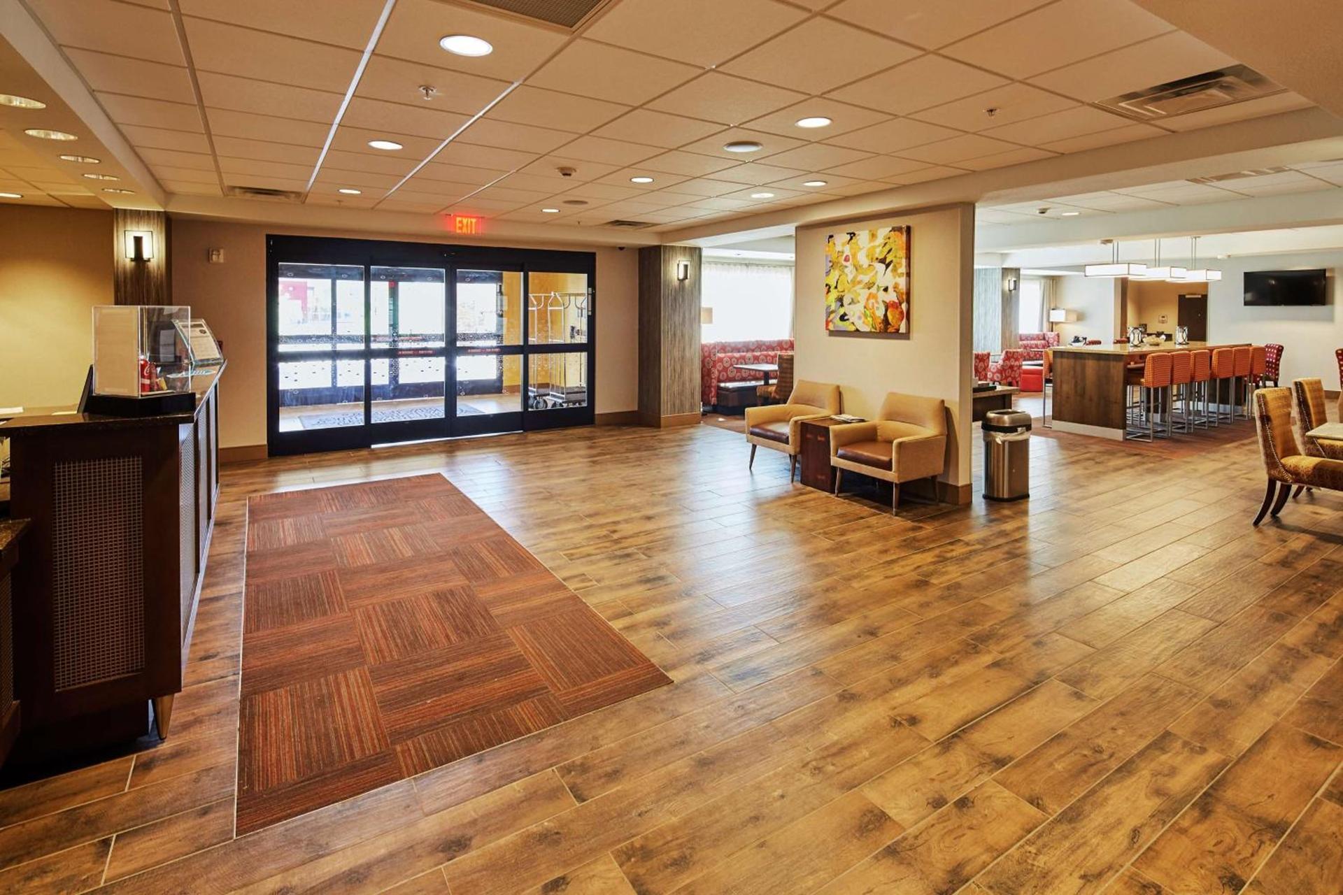 Hampton Inn Parker, AZ photo 7