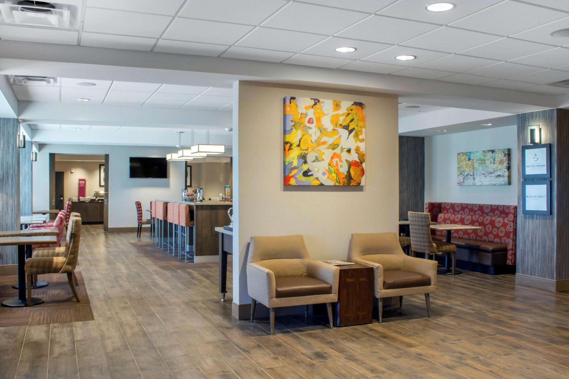 Hampton Inn Parker, AZ photo 9
