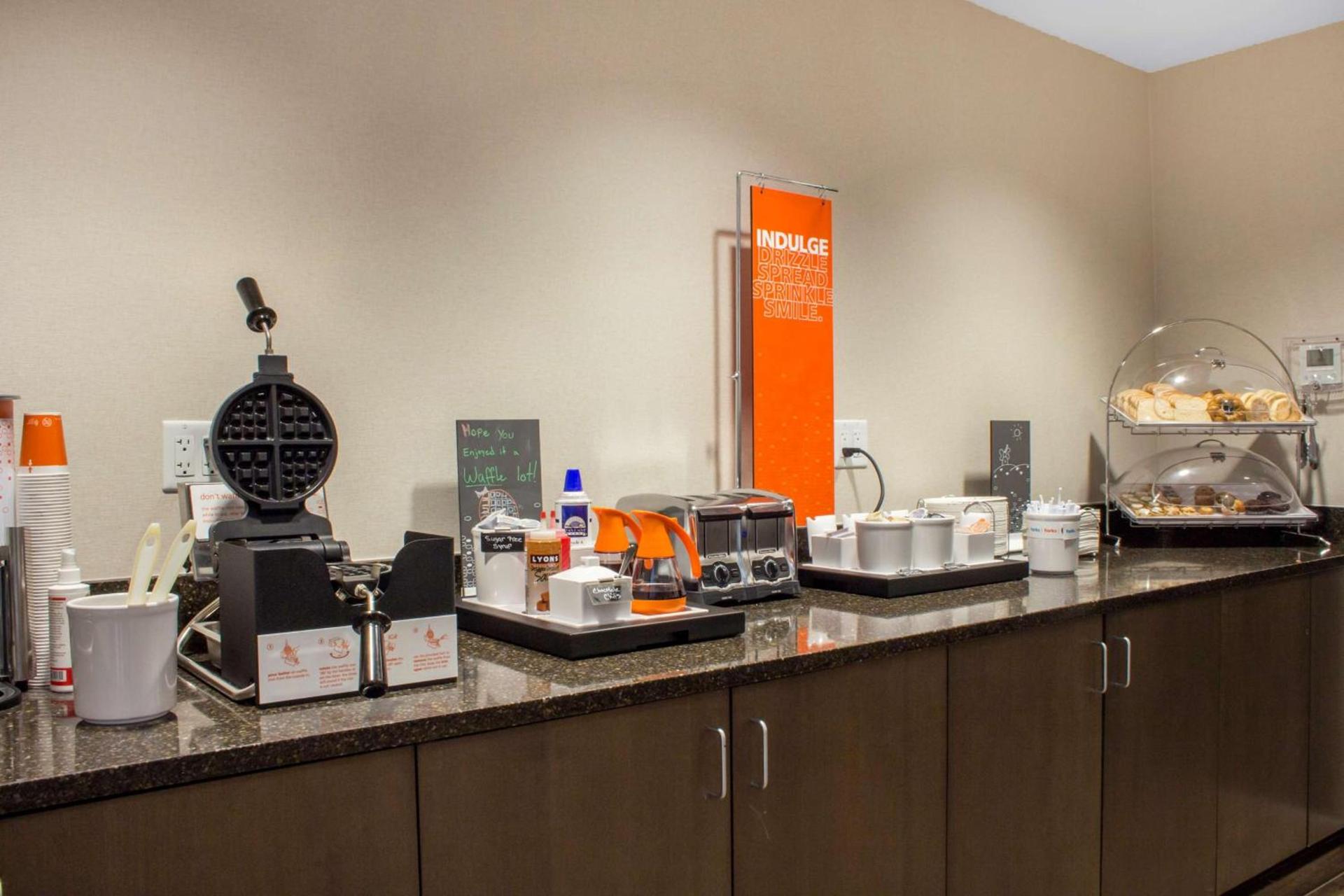 Hampton Inn Parker, AZ photo 22