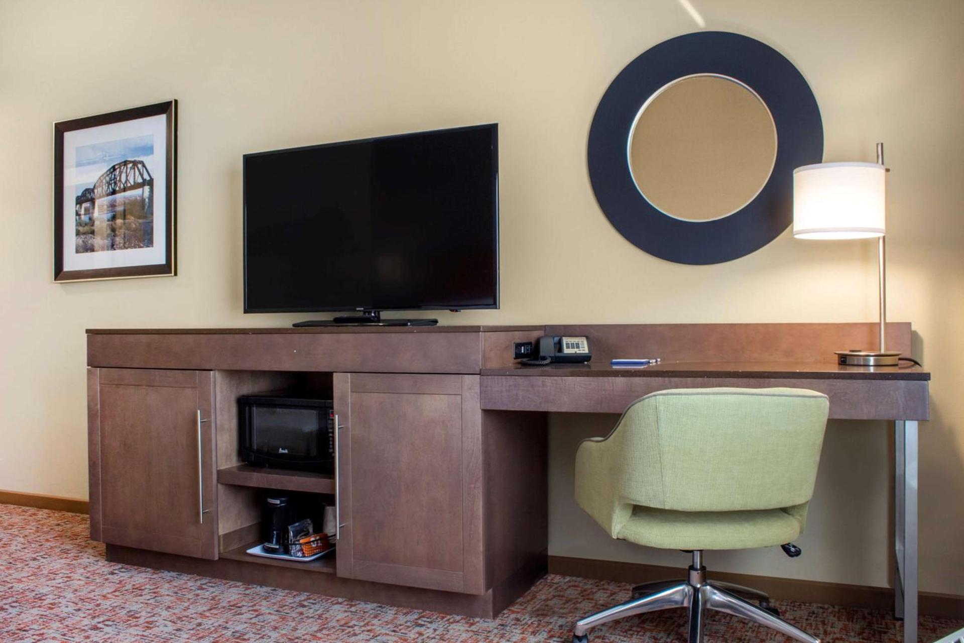 Hampton Inn Parker, AZ photo 40