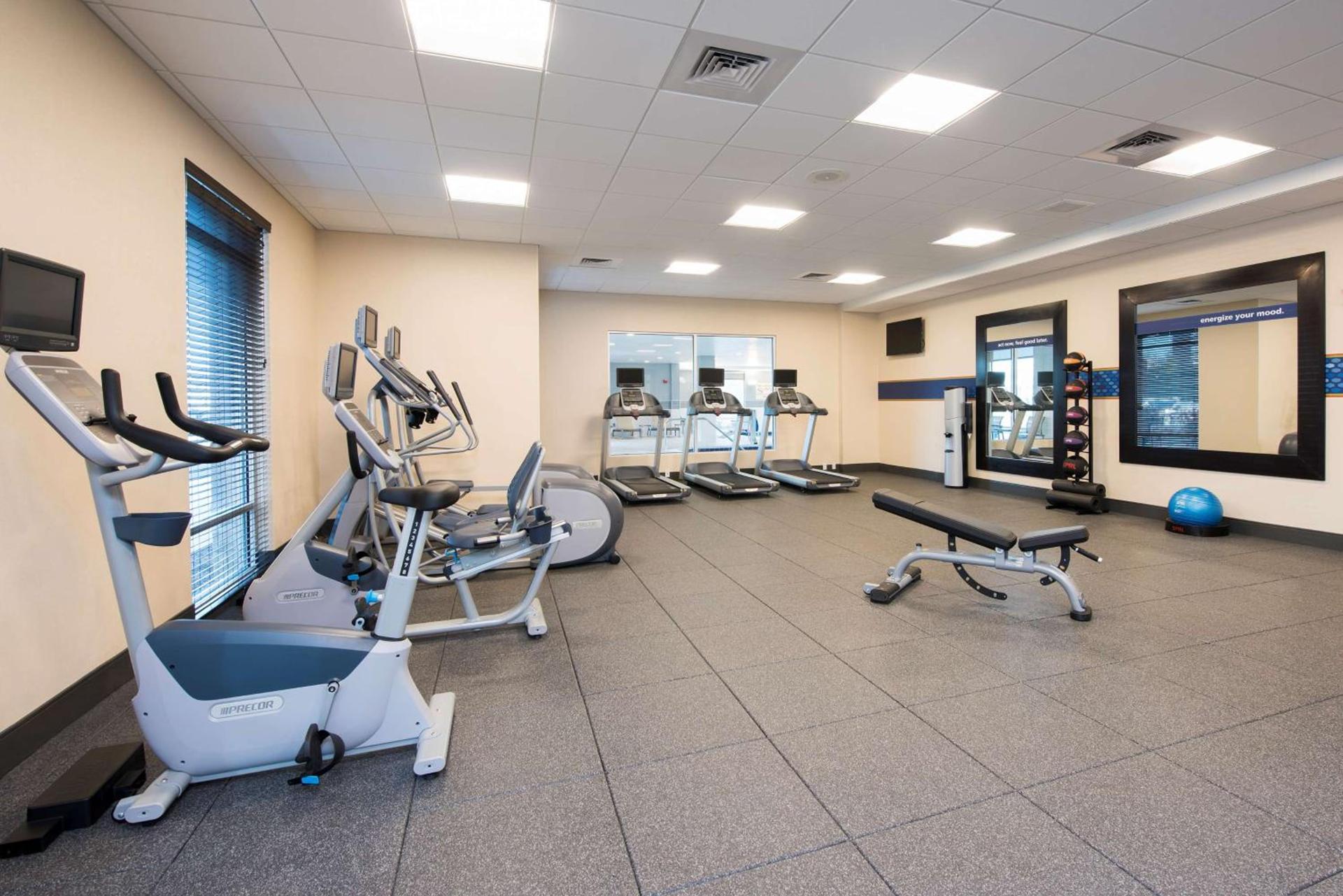 Hampton Inn & Suites Indianapolis-Keystone, IN photo 14