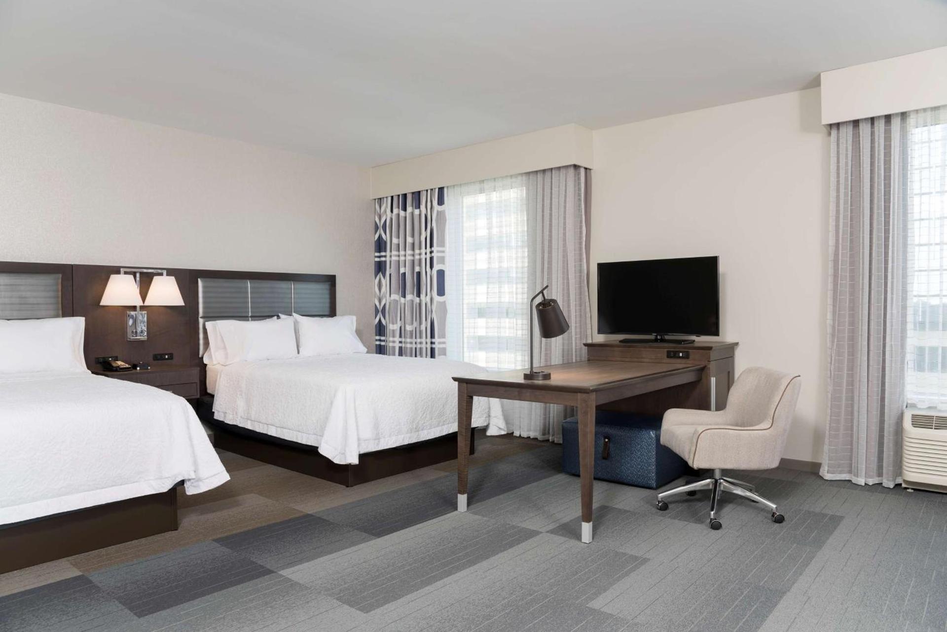 Hampton Inn & Suites Indianapolis-Keystone, IN photo 27