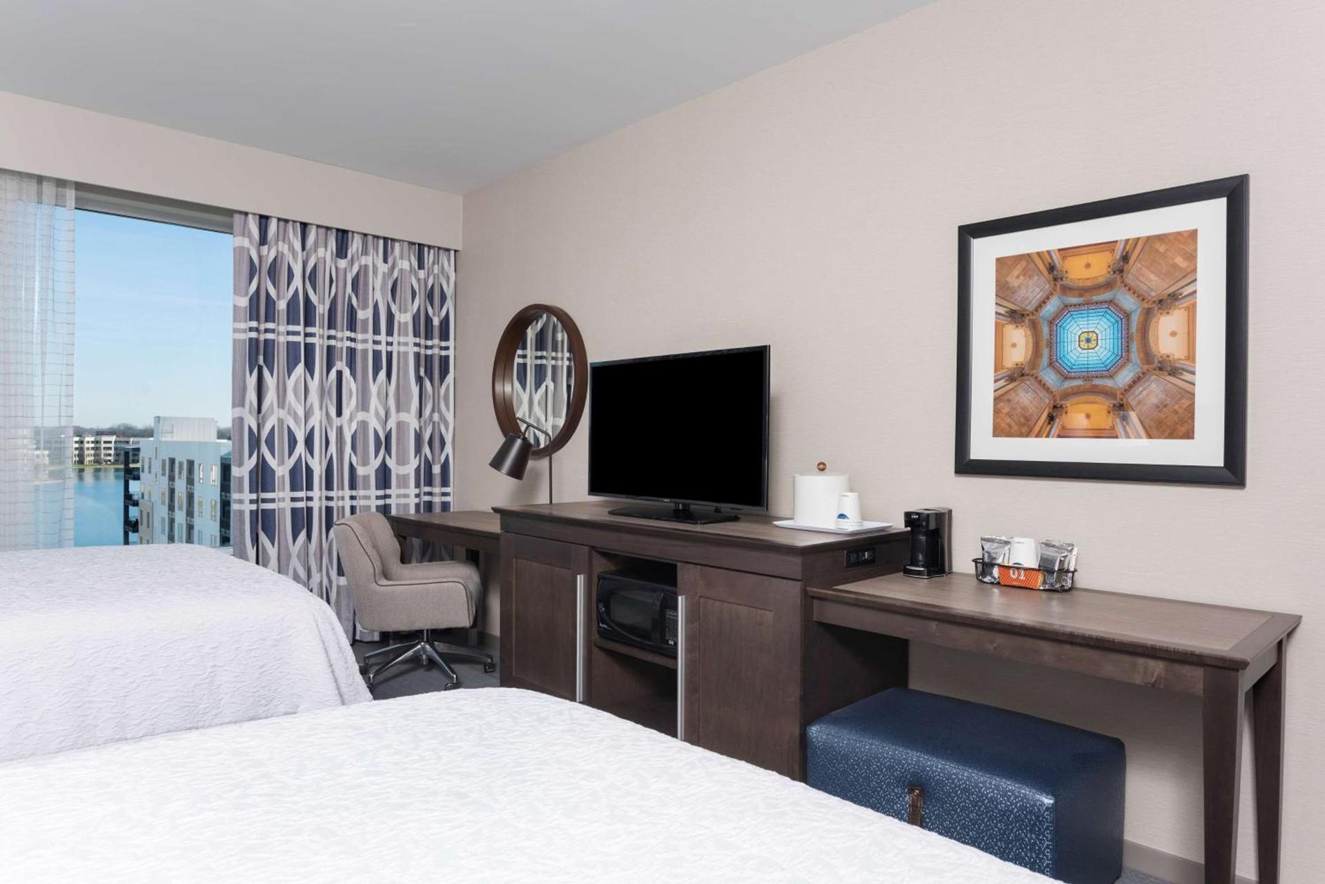 Hampton Inn & Suites Indianapolis-Keystone, IN photo 37
