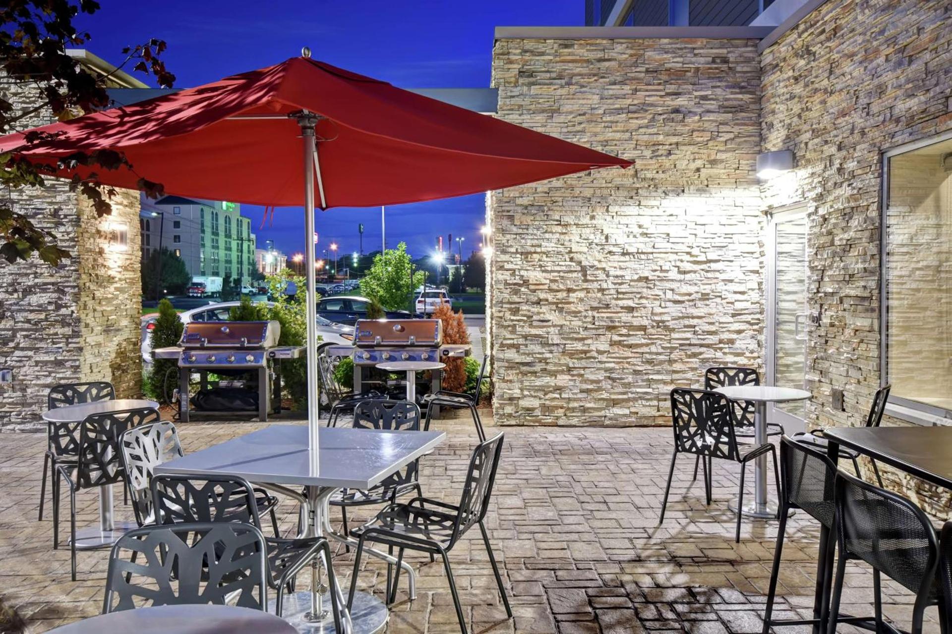 Home2 Suites by Hilton Springfield North photo 4
