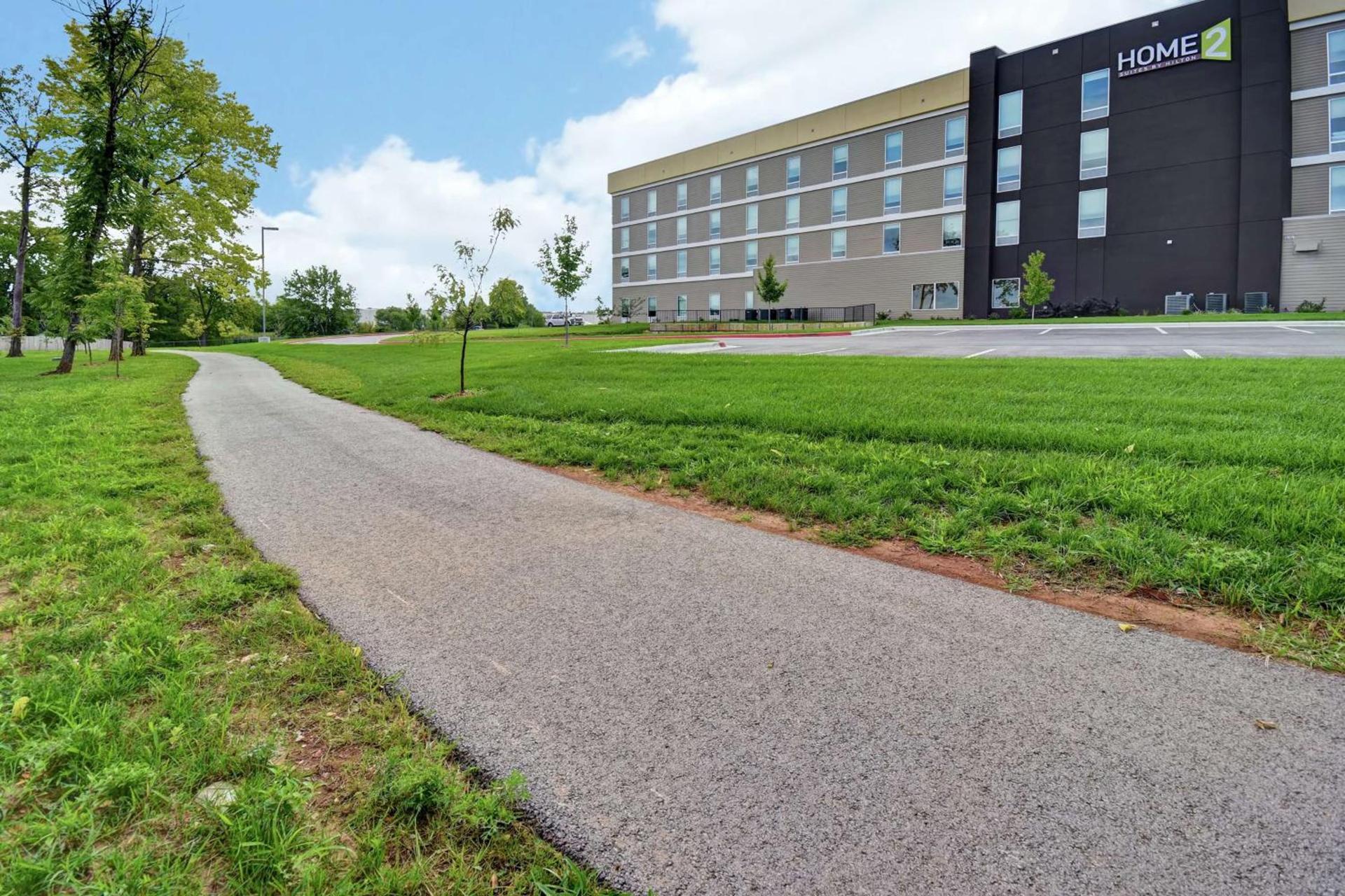 Home2 Suites by Hilton Springfield North photo 8
