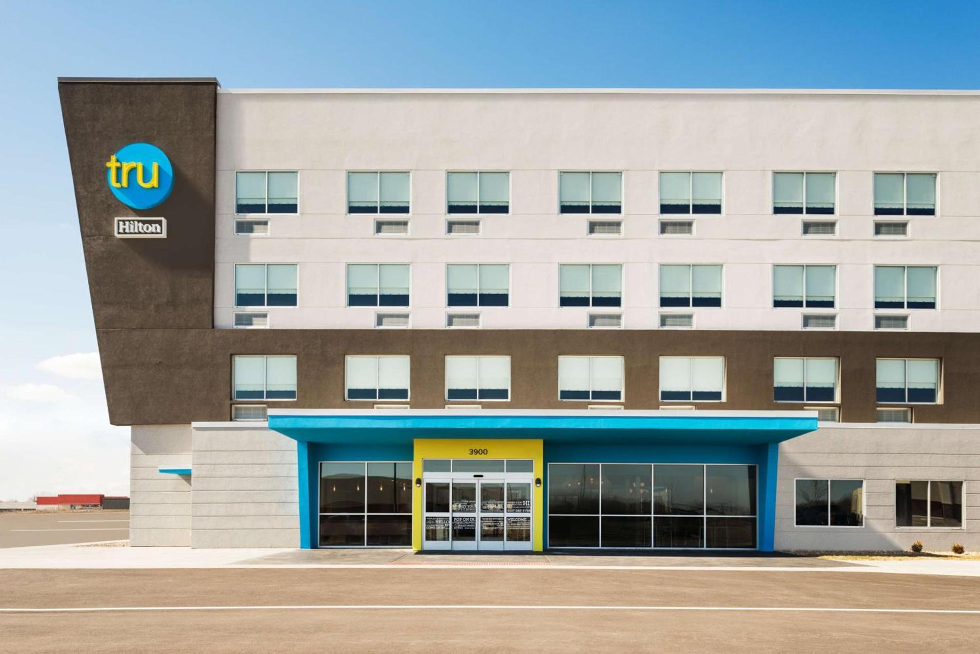Tru By Hilton Cedar Rapids Westdale photo 2