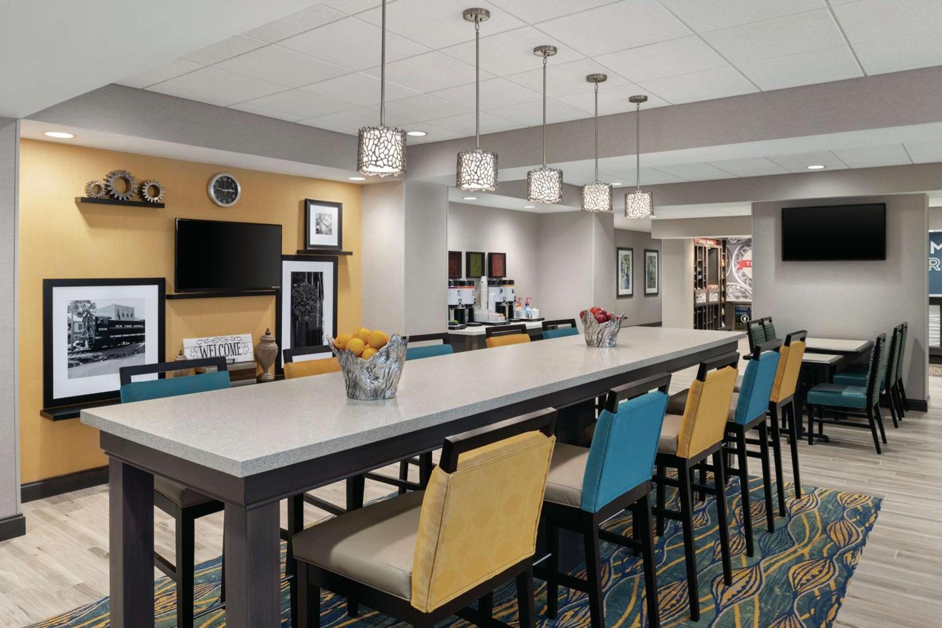 Hampton Inn Champaign Southwest photo 5