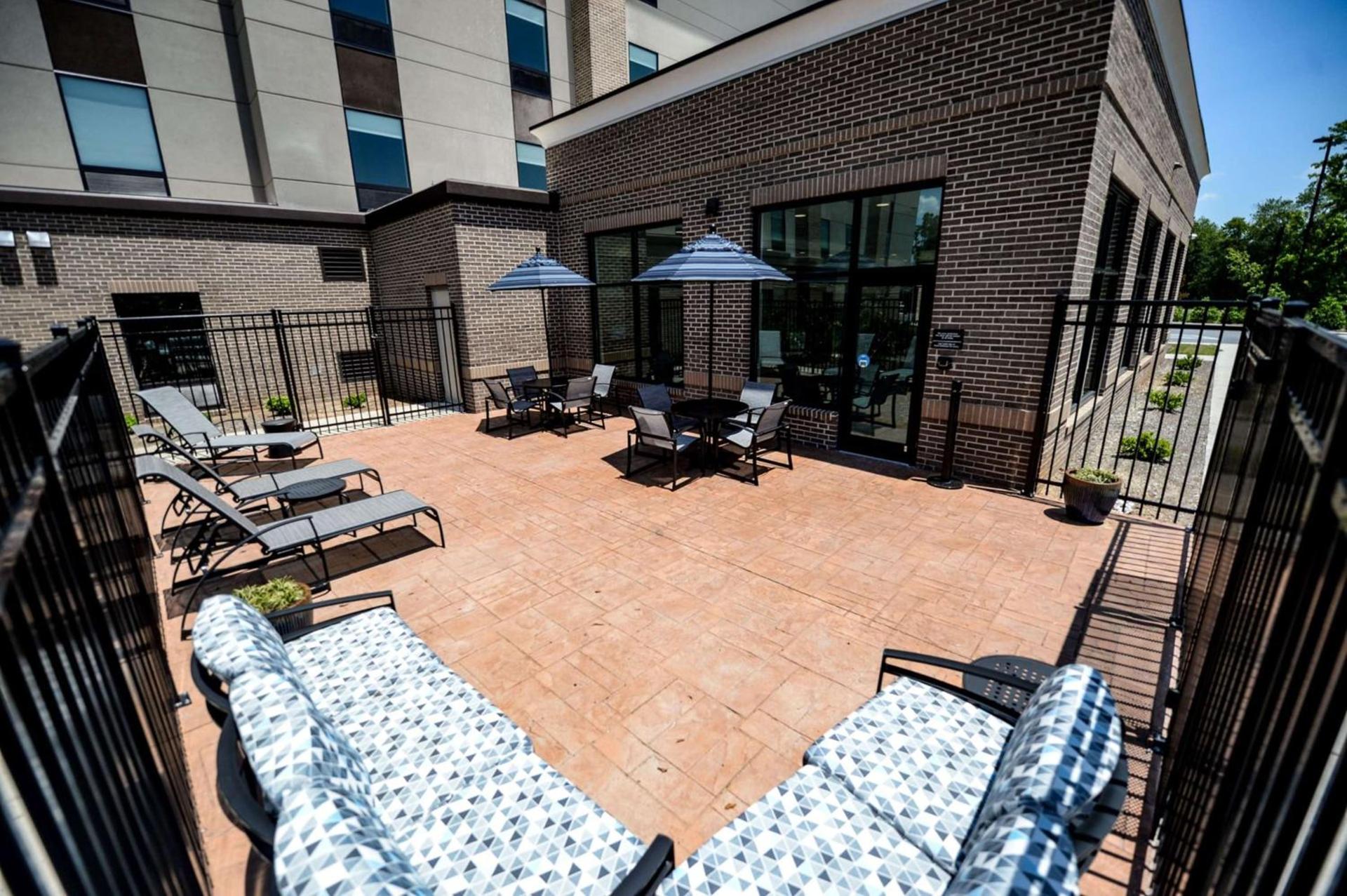 Hampton Inn & Suites Lenoir, NC photo 5