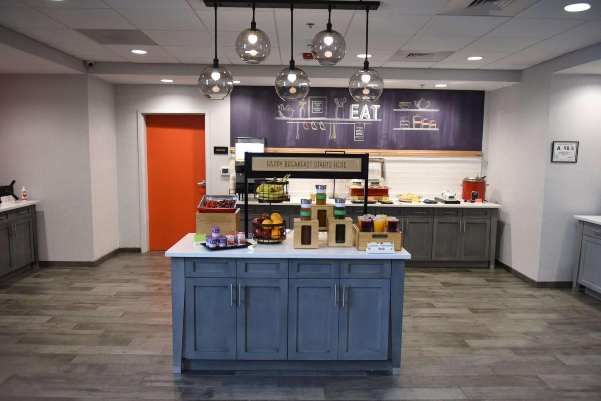 Hampton Inn & Suites Lenoir, NC photo 24
