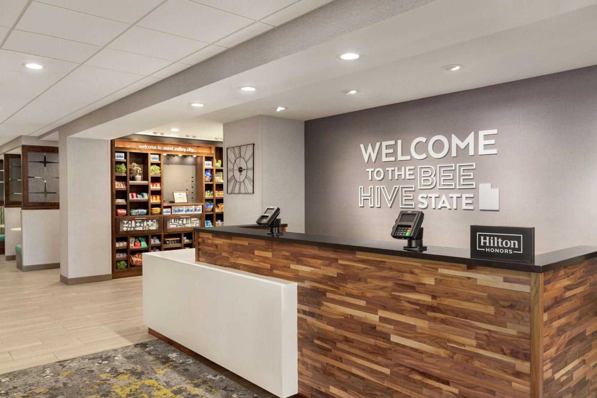 Hampton Inn West Valley Salt Lake City photo 4