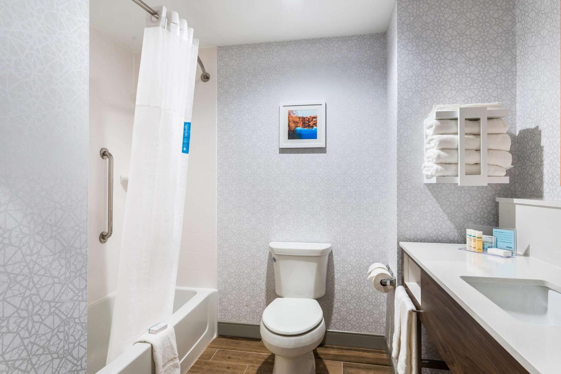 Hampton Inn Batesville, Ar photo 15