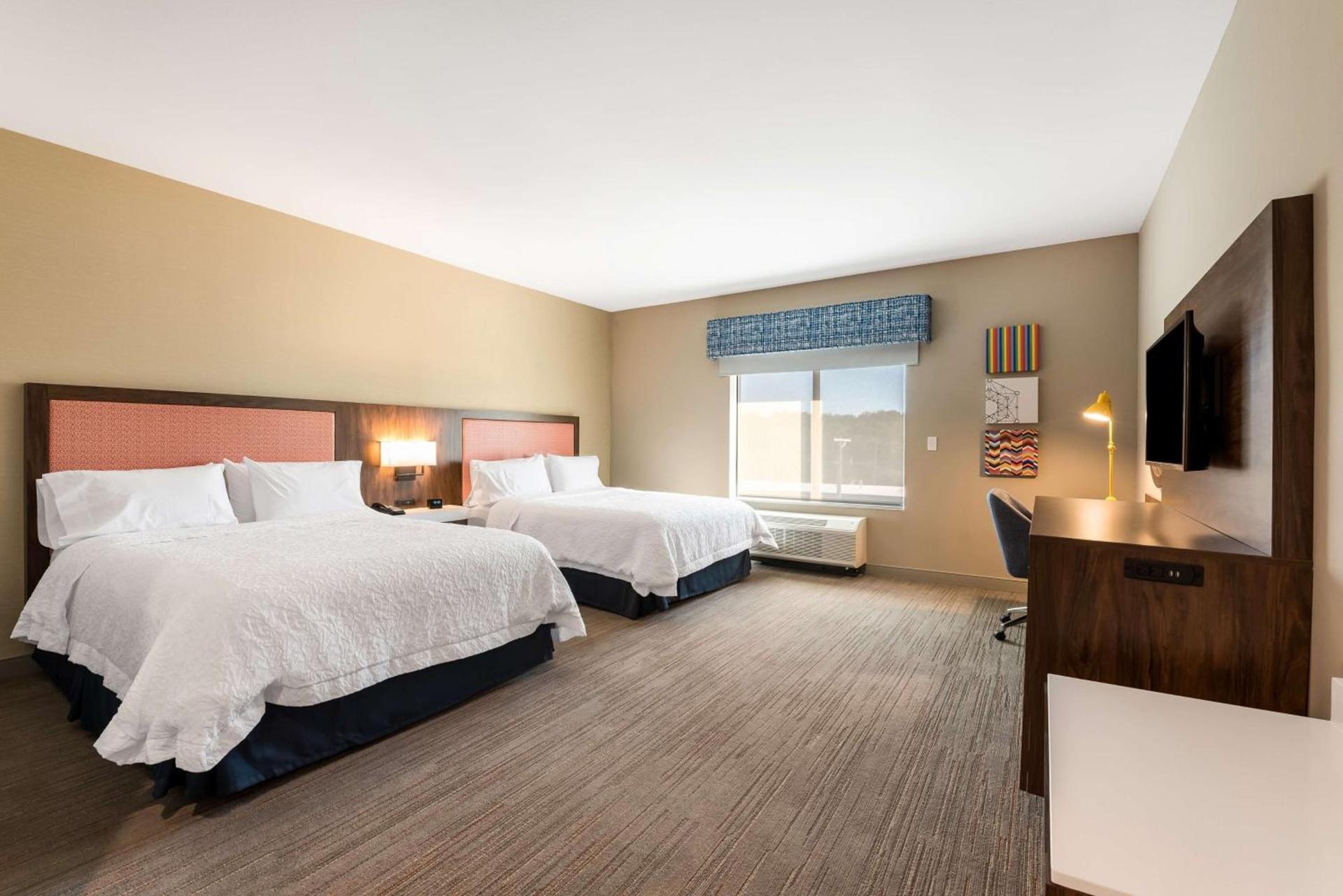 Hampton Inn Batesville, Ar photo 18