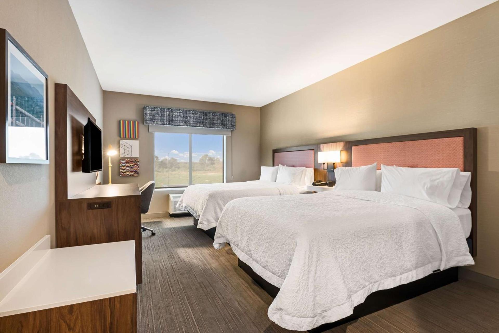 Hampton Inn Batesville, Ar photo 23