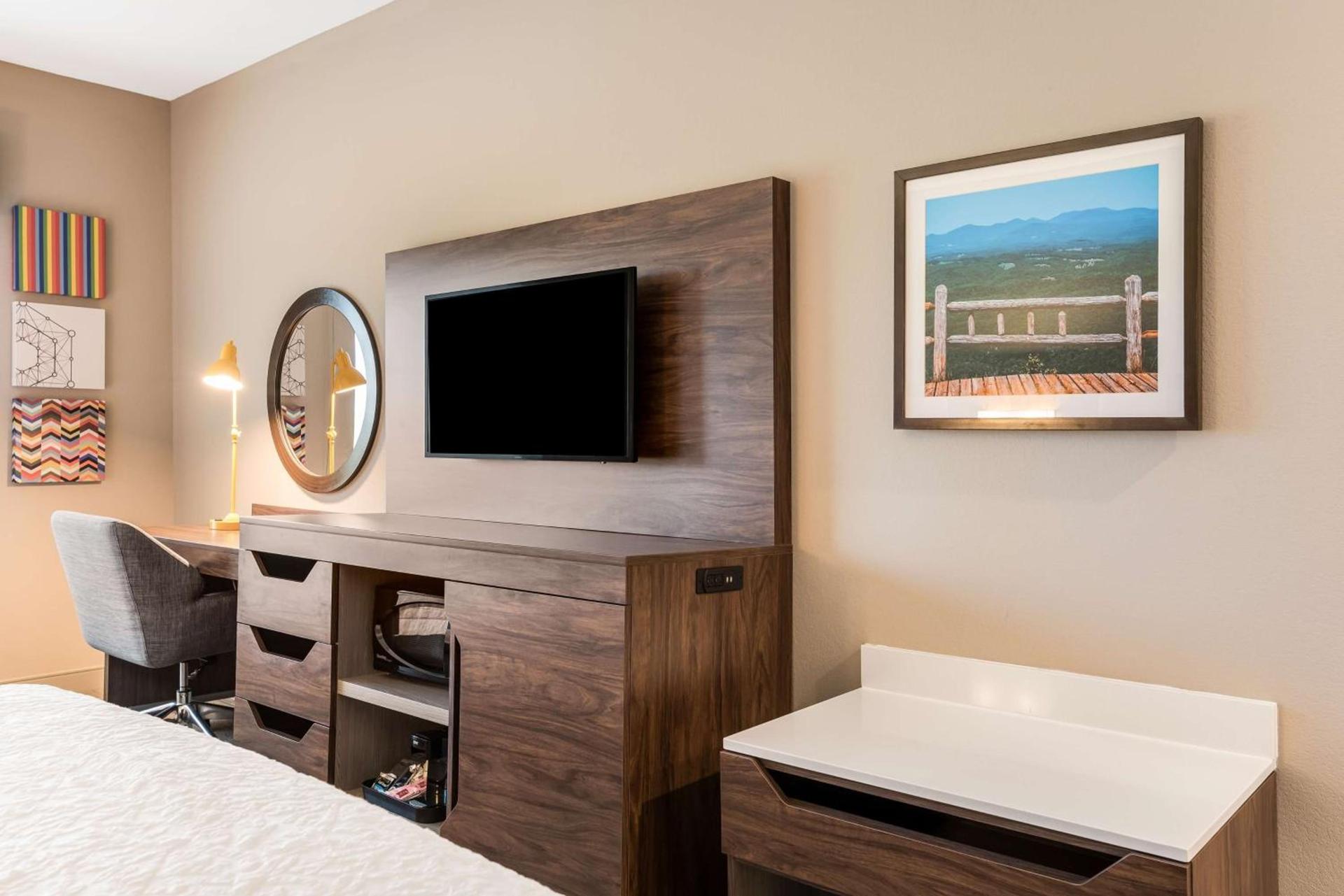 Hampton Inn Batesville, Ar photo 28