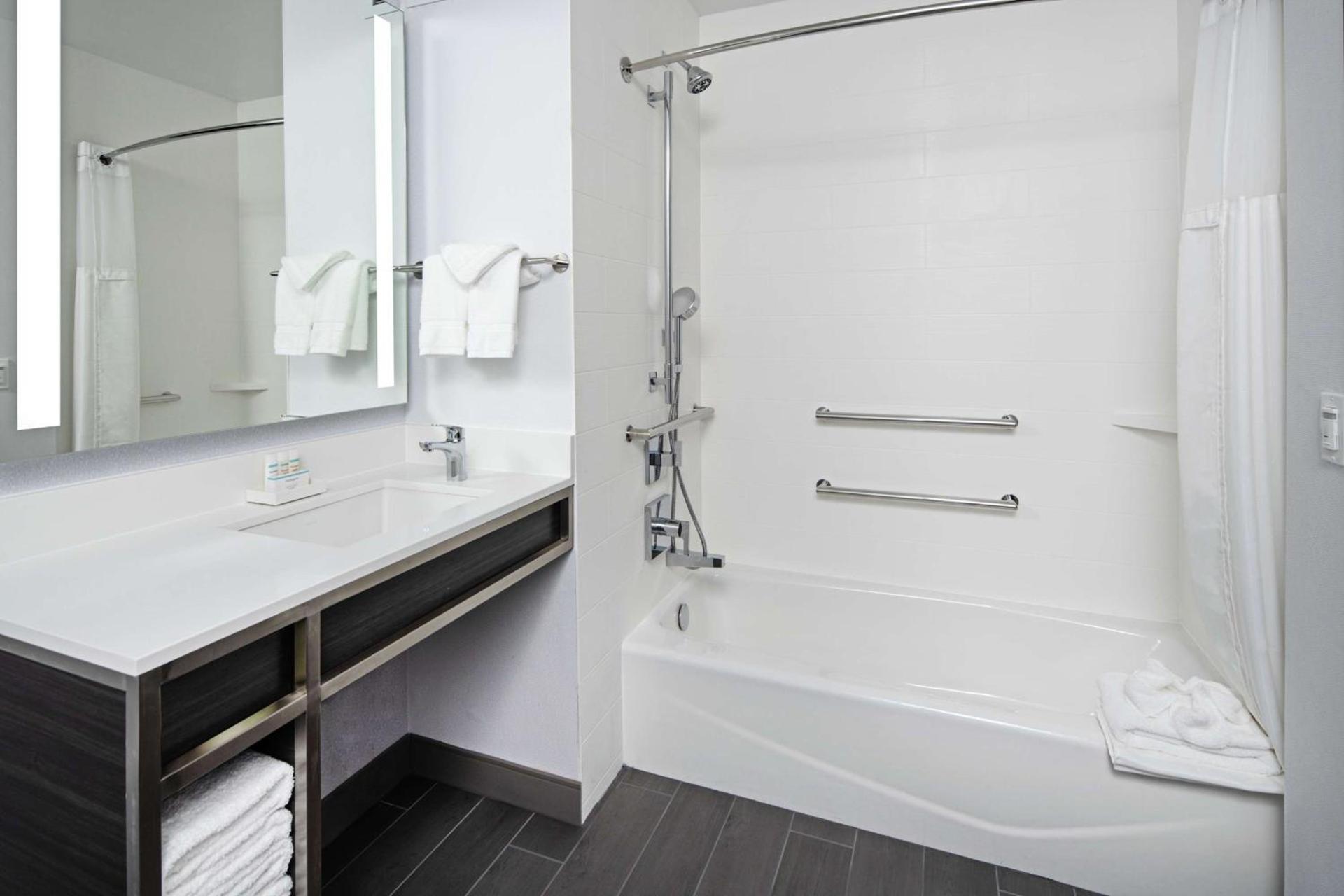 Hilton Garden Inn Irvine Spectrum Lake Forest photo 19