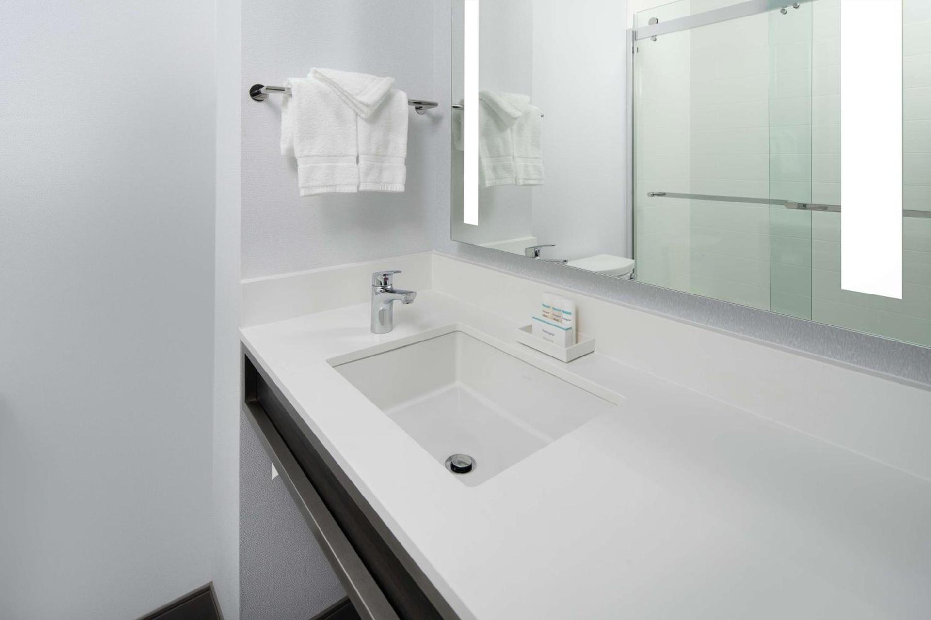 Hilton Garden Inn Irvine Spectrum Lake Forest photo 25