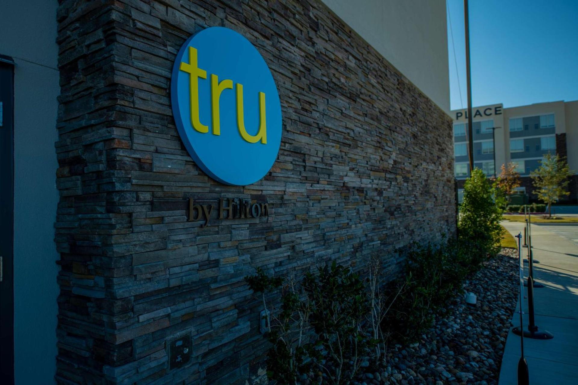 Tru By Hilton The Colony photo 2