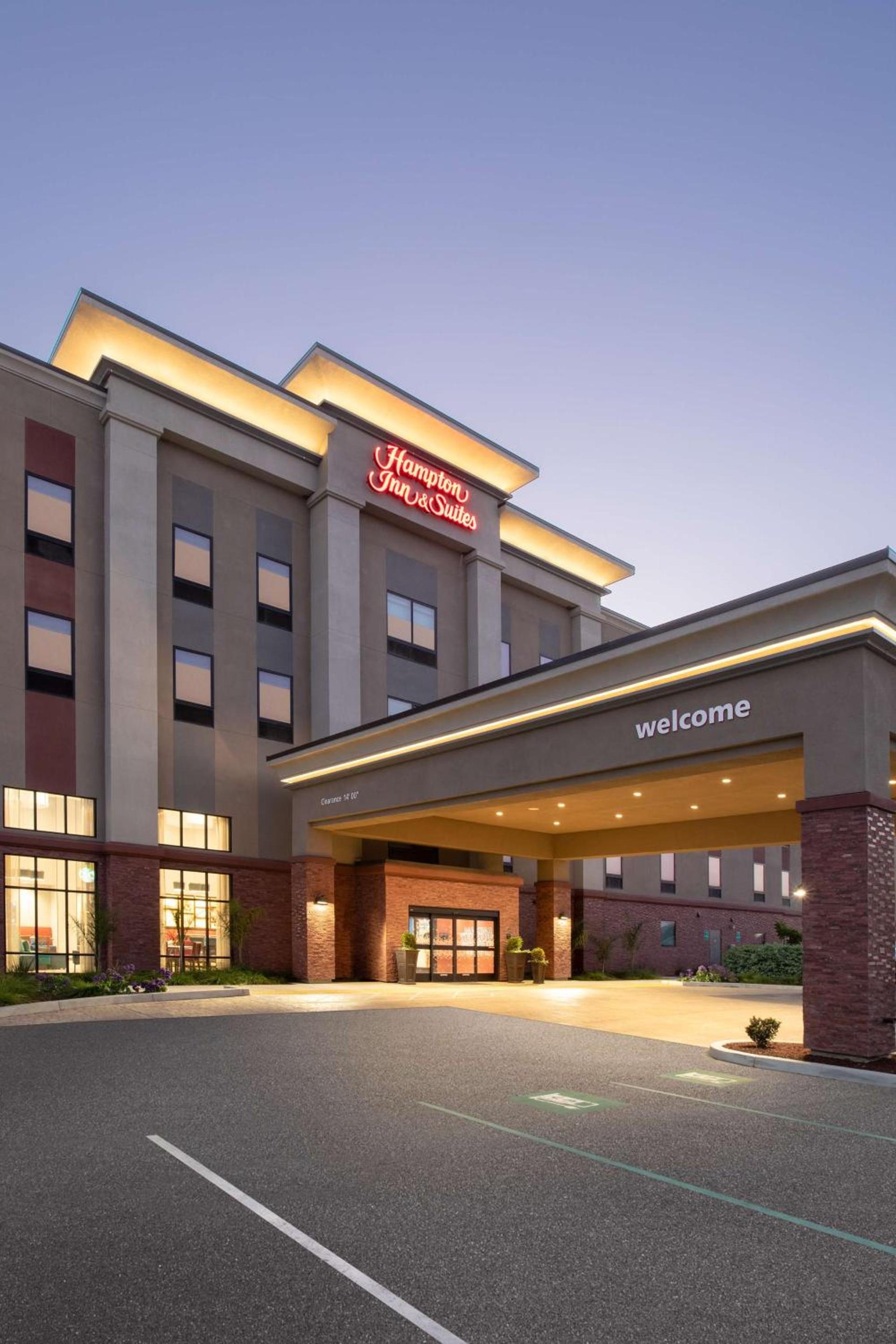 Hampton Inn & Suites Watsonville photo 3