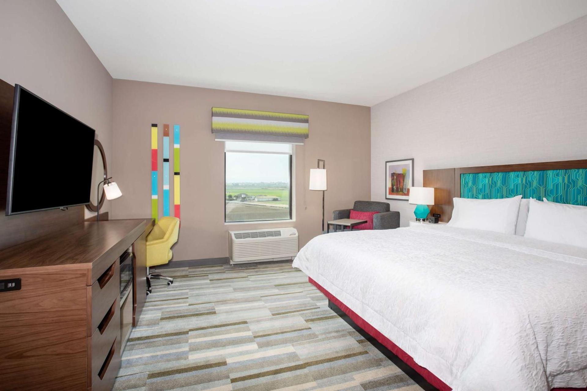 Hampton Inn & Suites Watsonville photo 18