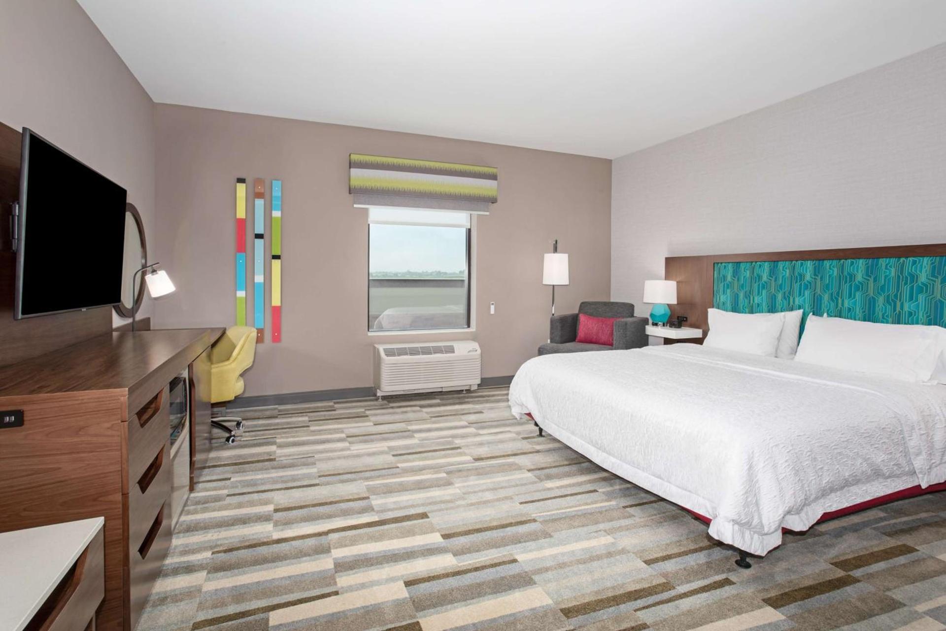 Hampton Inn & Suites Watsonville photo 21