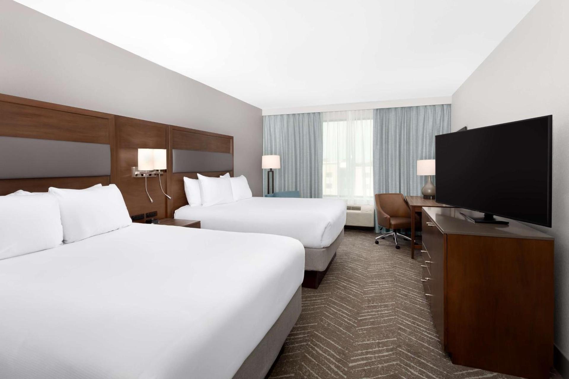DoubleTree by Hilton Charleston Mount Pleasant photo 19