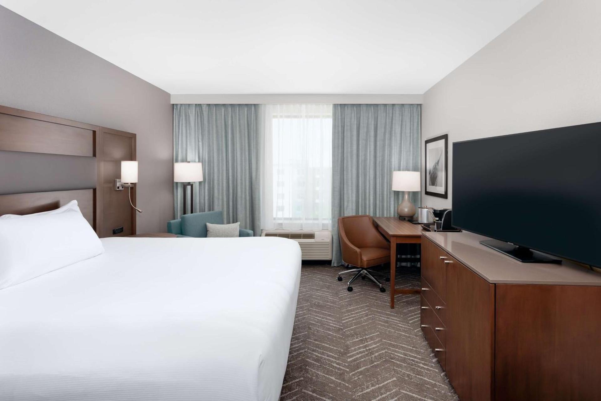 DoubleTree by Hilton Charleston Mount Pleasant photo 24