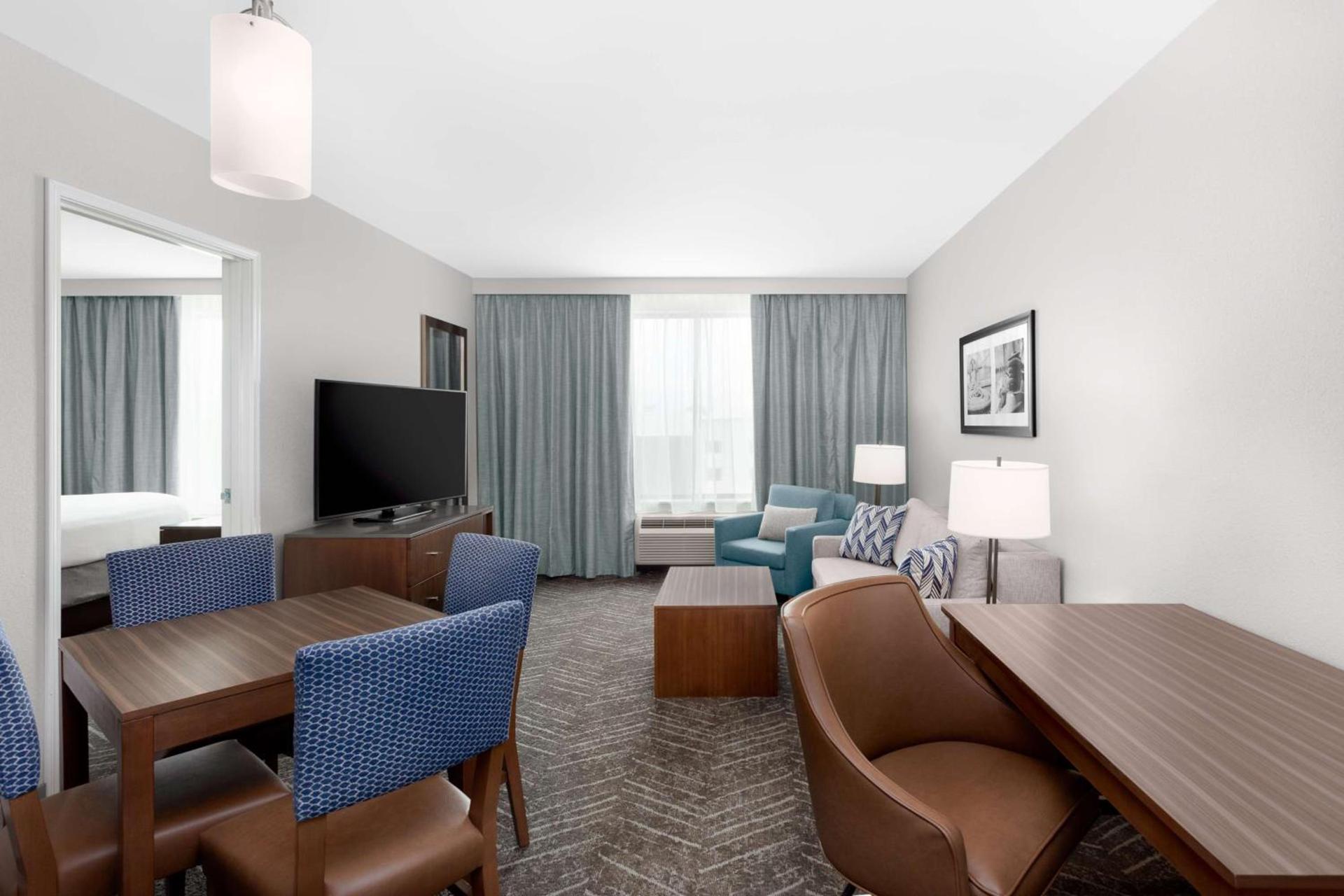 DoubleTree by Hilton Charleston Mount Pleasant photo 36