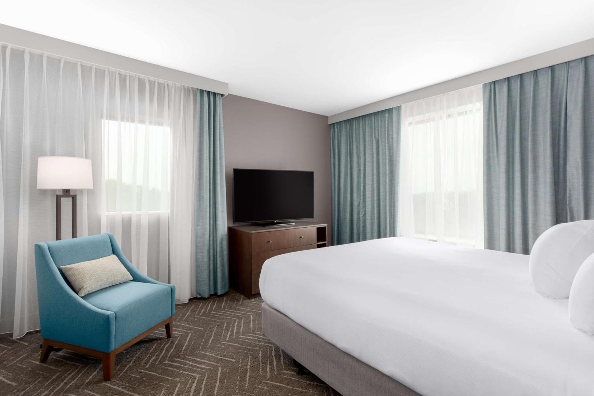 DoubleTree by Hilton Charleston Mount Pleasant photo 40